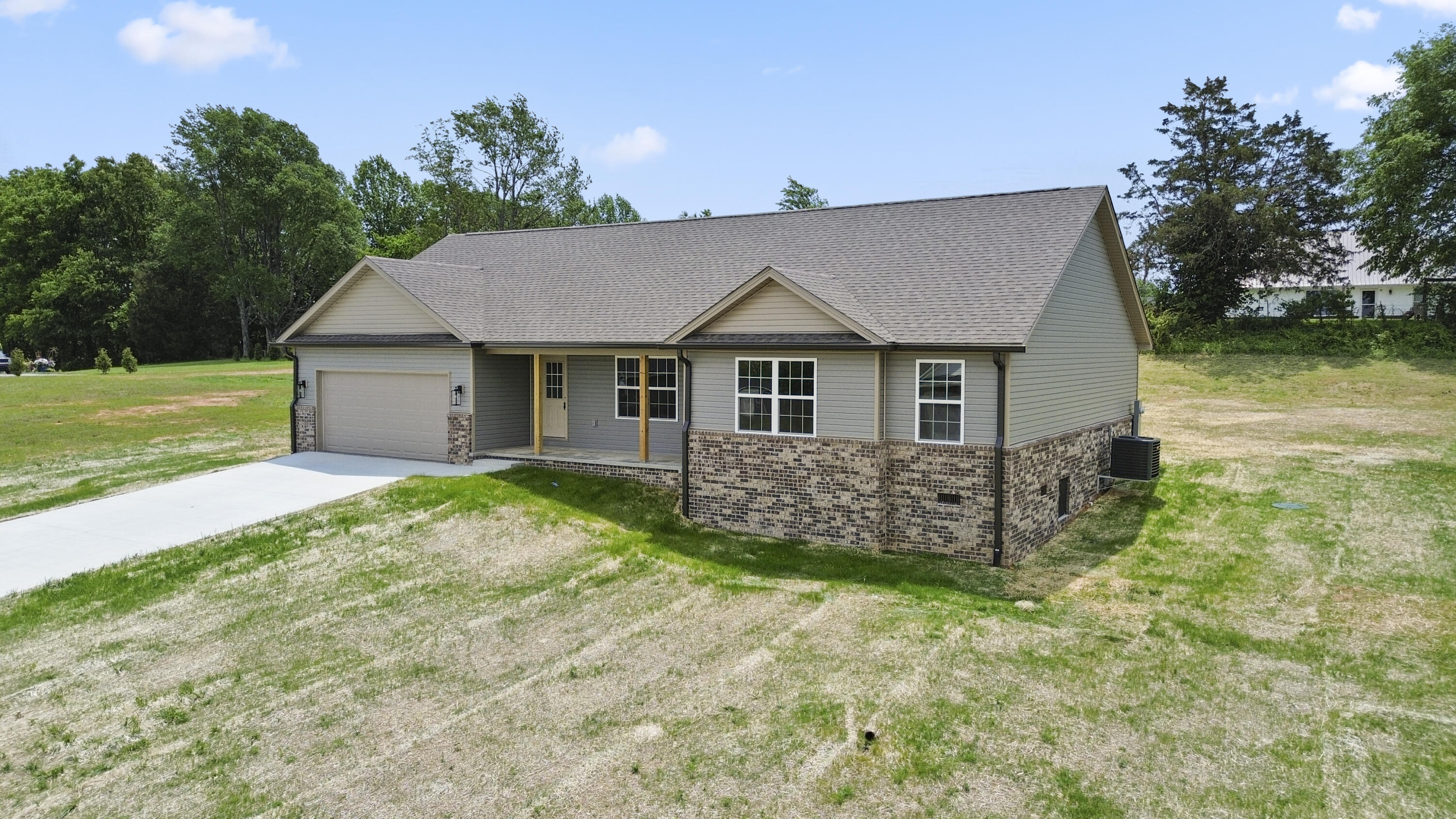 434 Lone Oak Drive