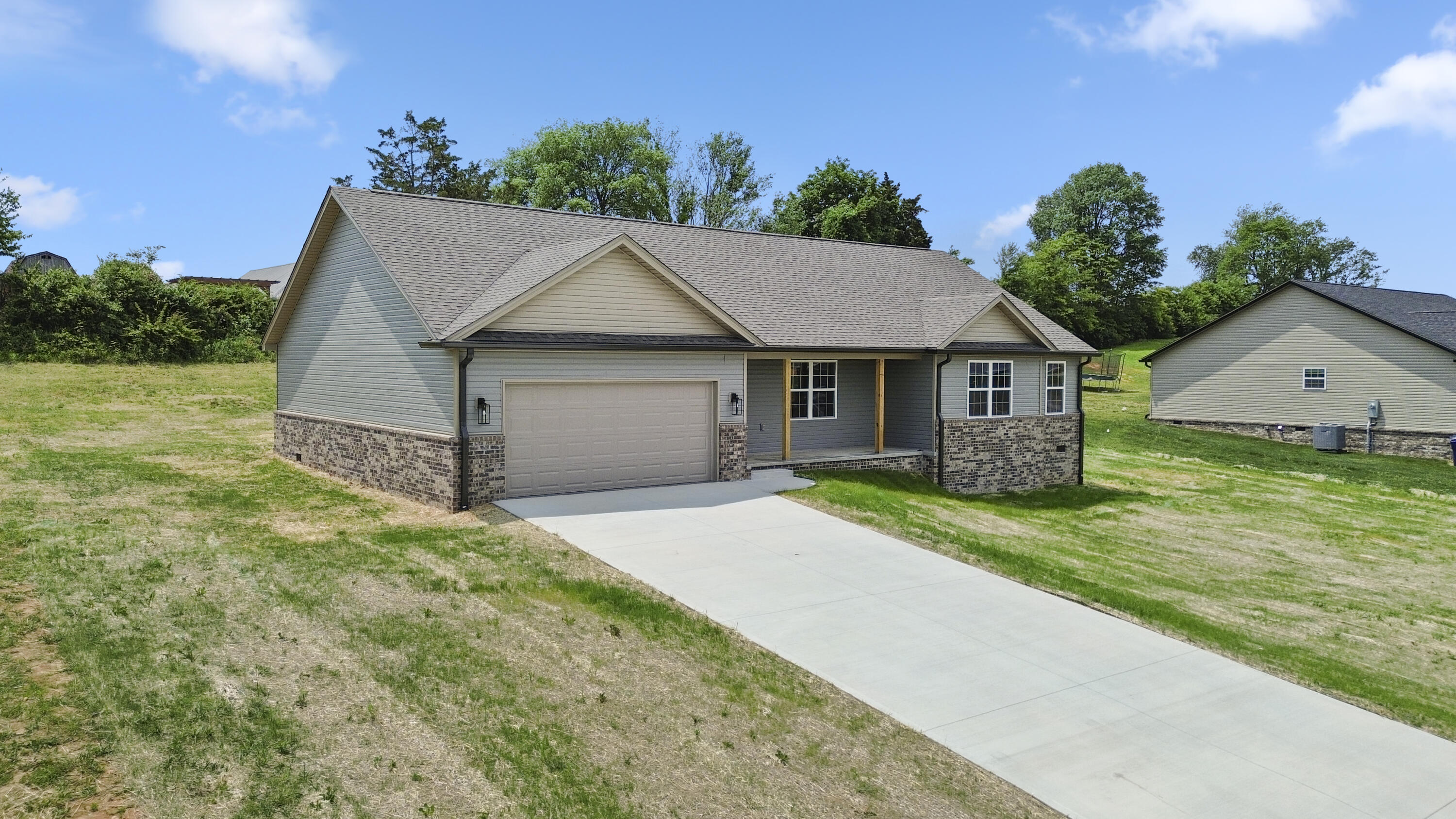 434 Lone Oak Drive