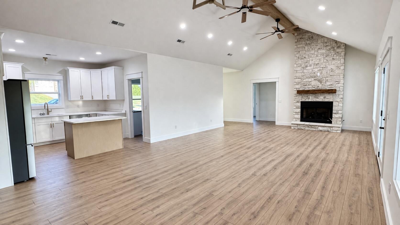 63 Iris Point