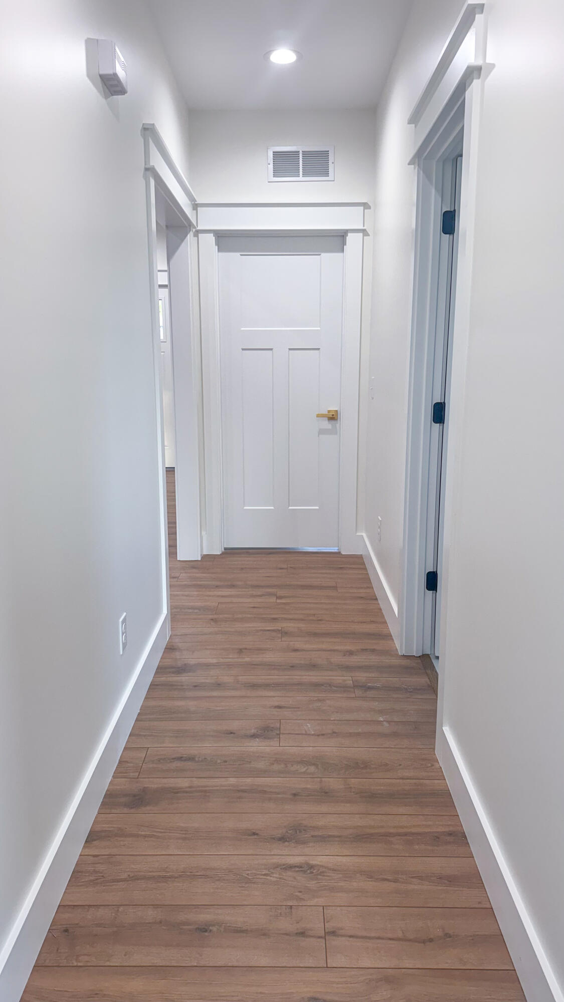 63 Iris Point