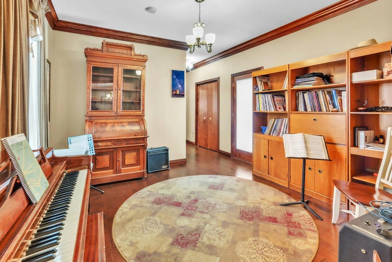 619 McKee Circle