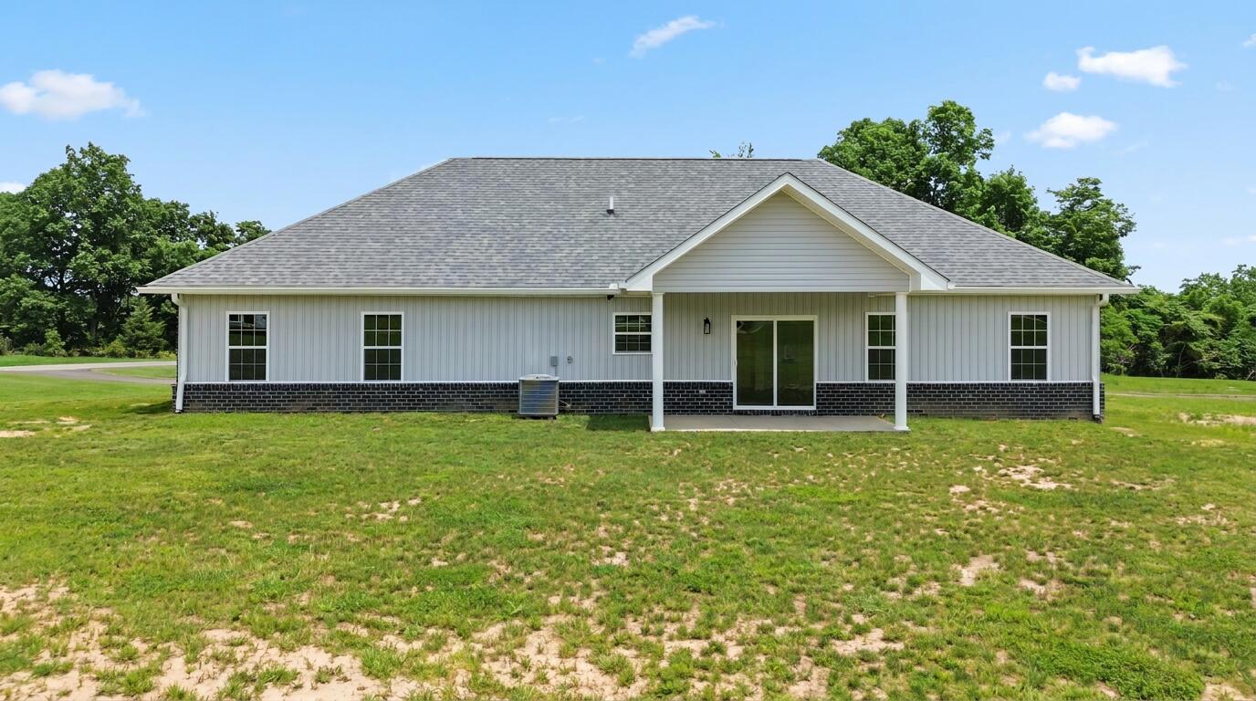 553 KNOLL Lane