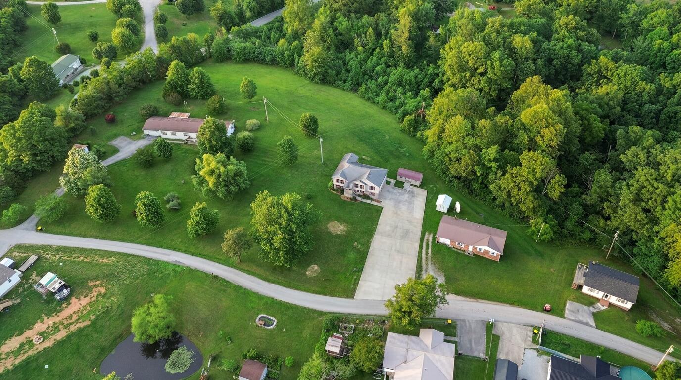 61 Halcomb East Road