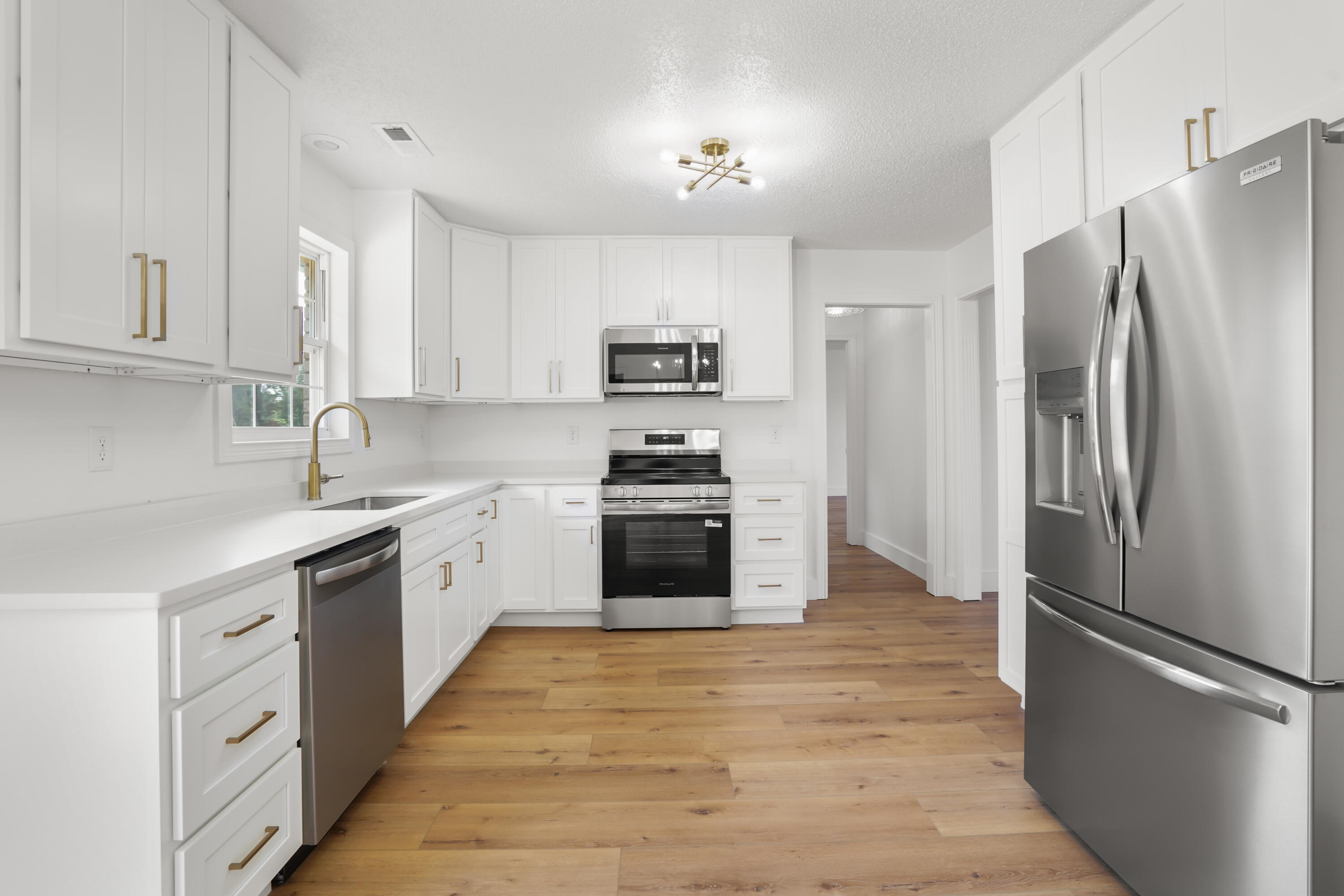 303 Oakview Drive