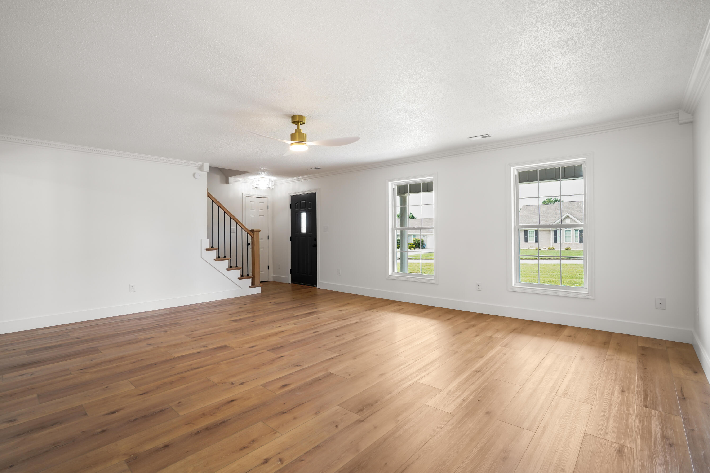 303 Oakview Drive