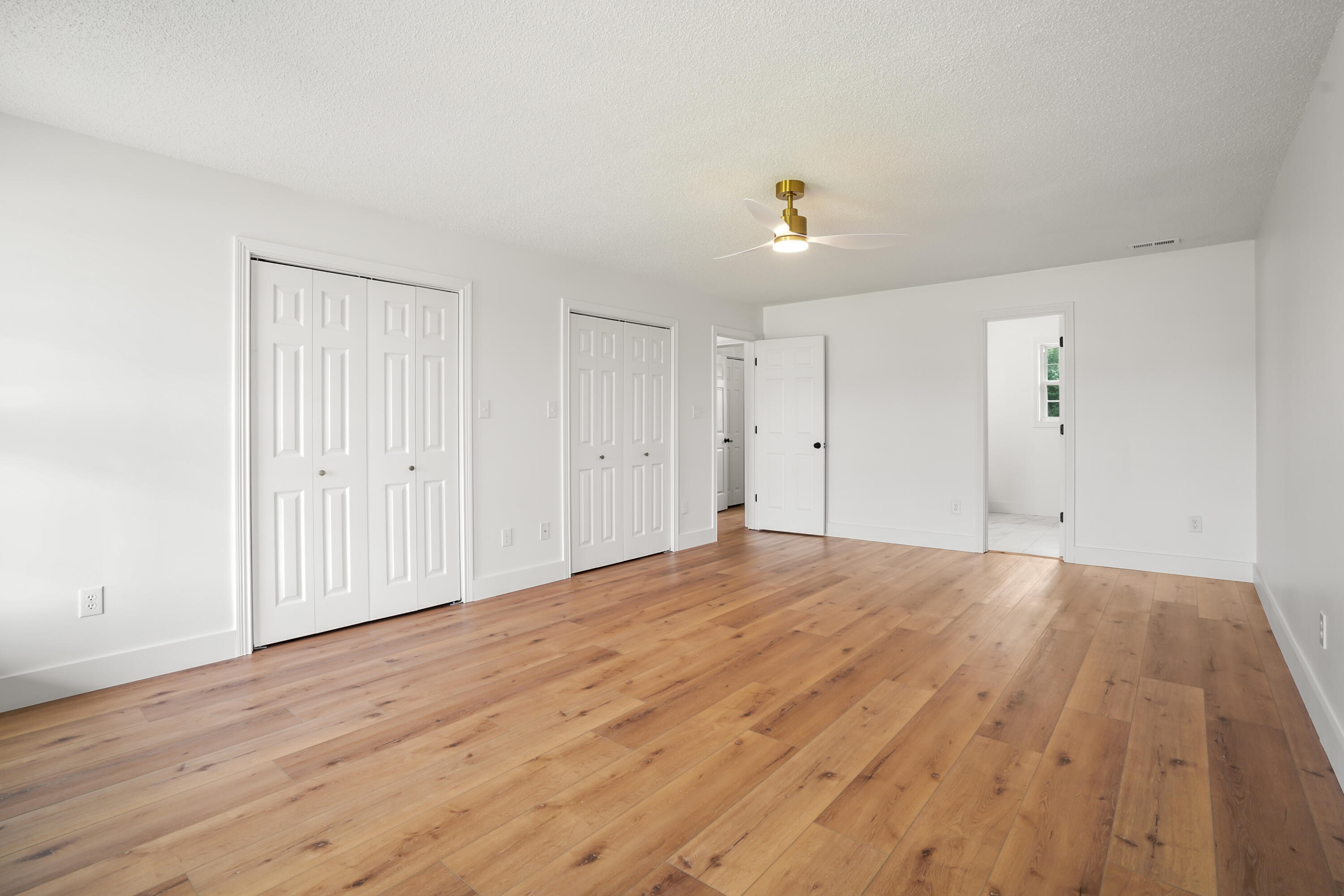 303 Oakview Drive