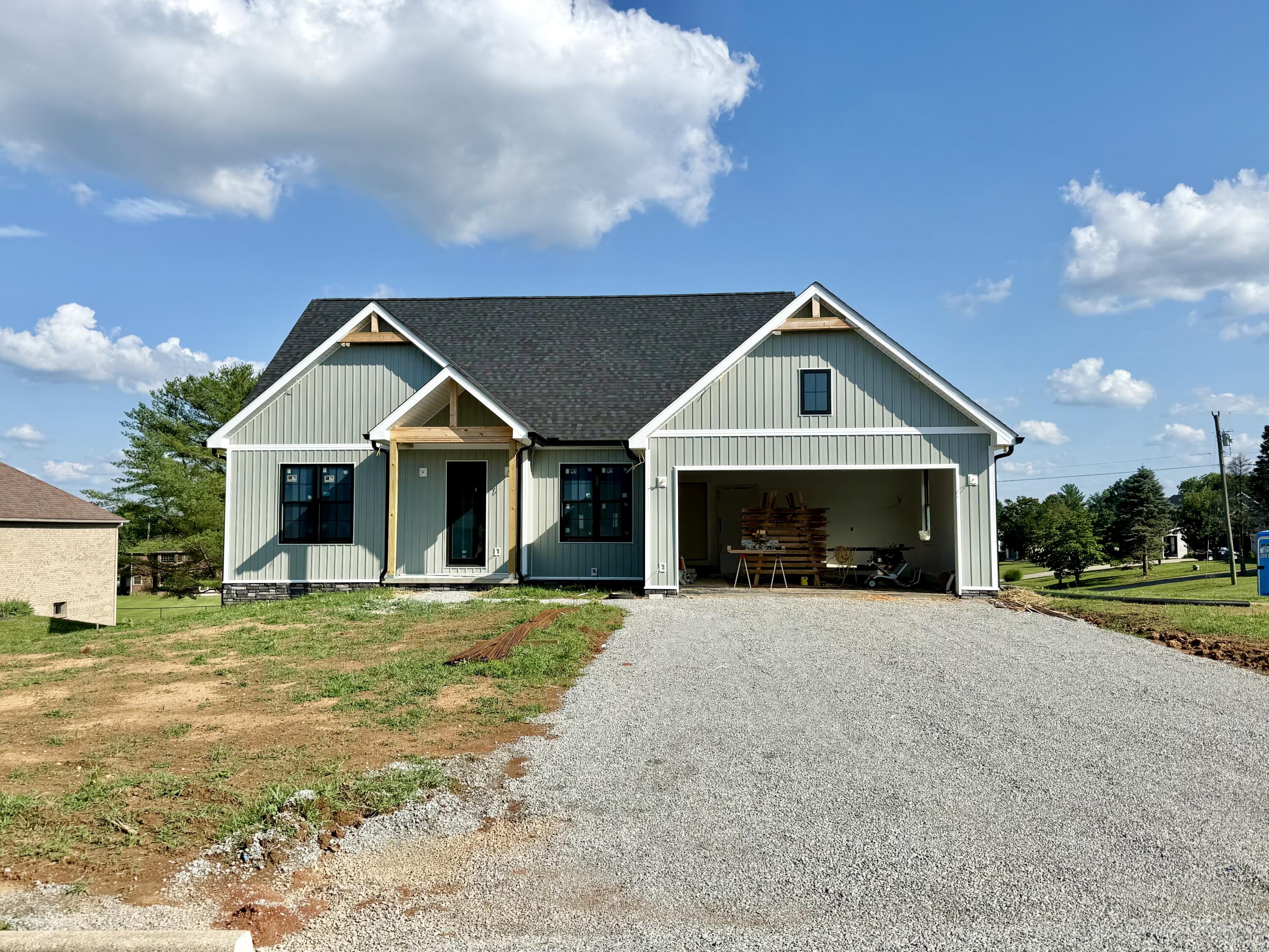 926 Winding Ridge Drive