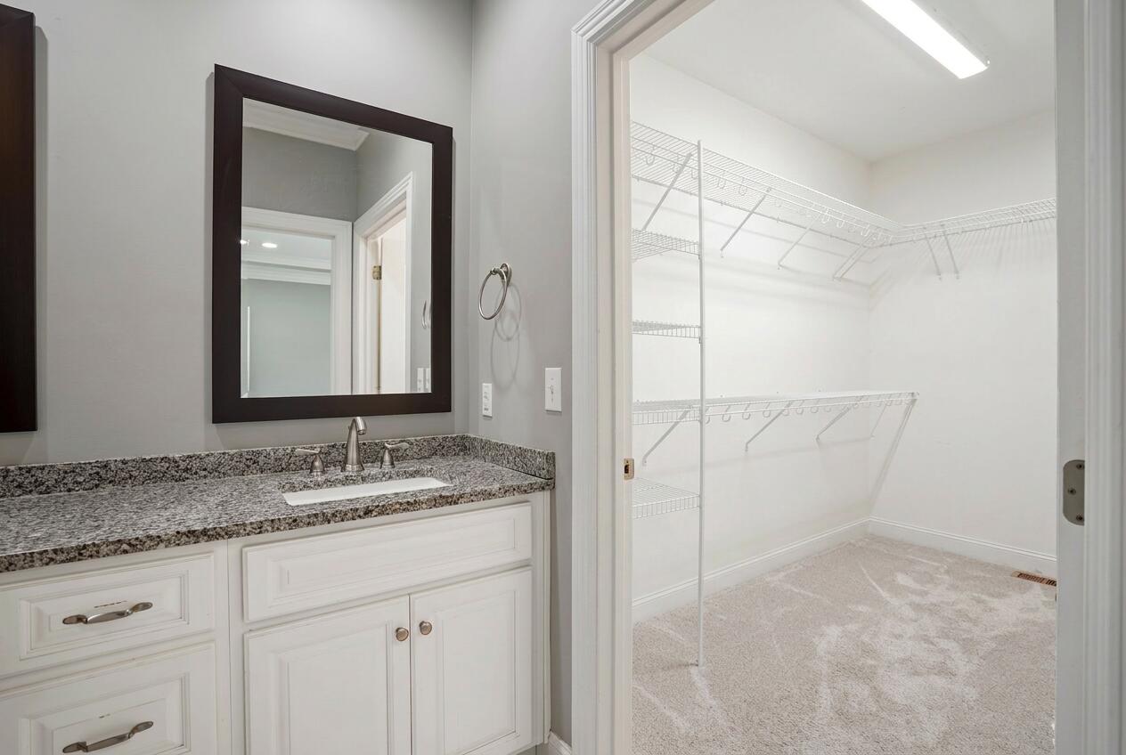 10 E Barrington Drive