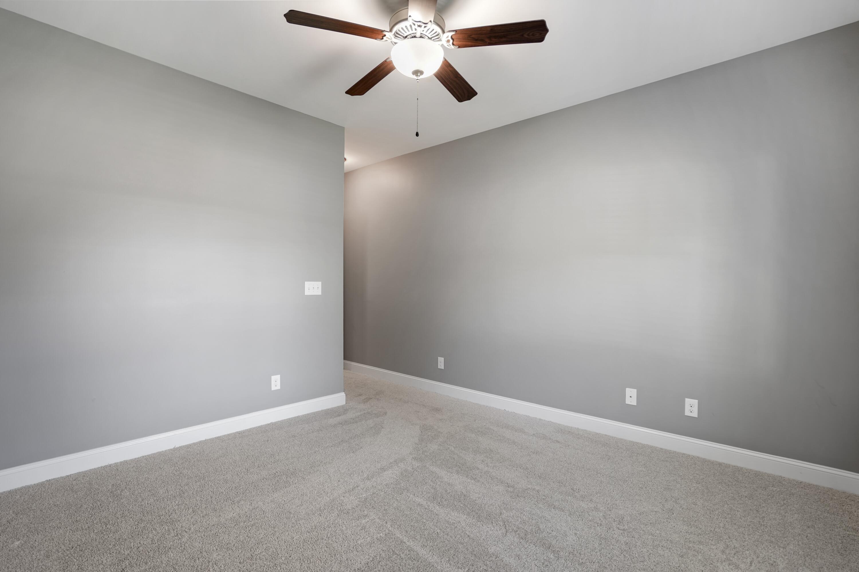 10 E Barrington Drive