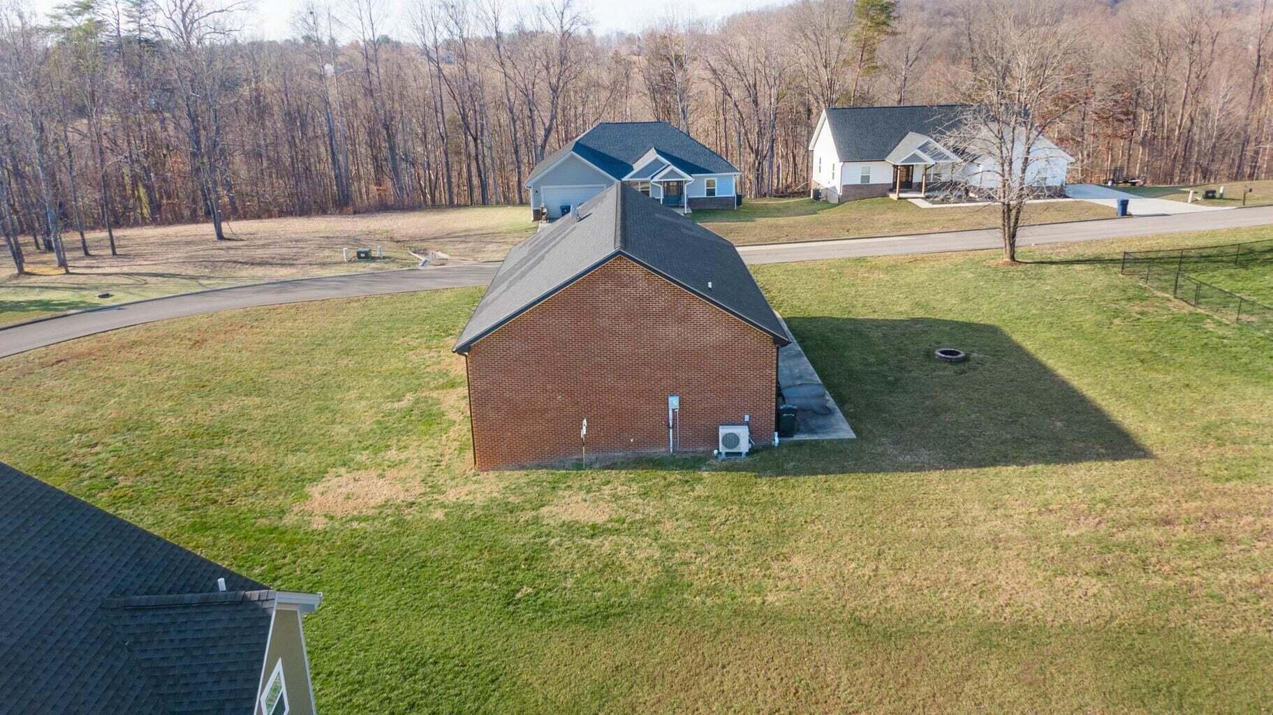 10 E Barrington Drive
