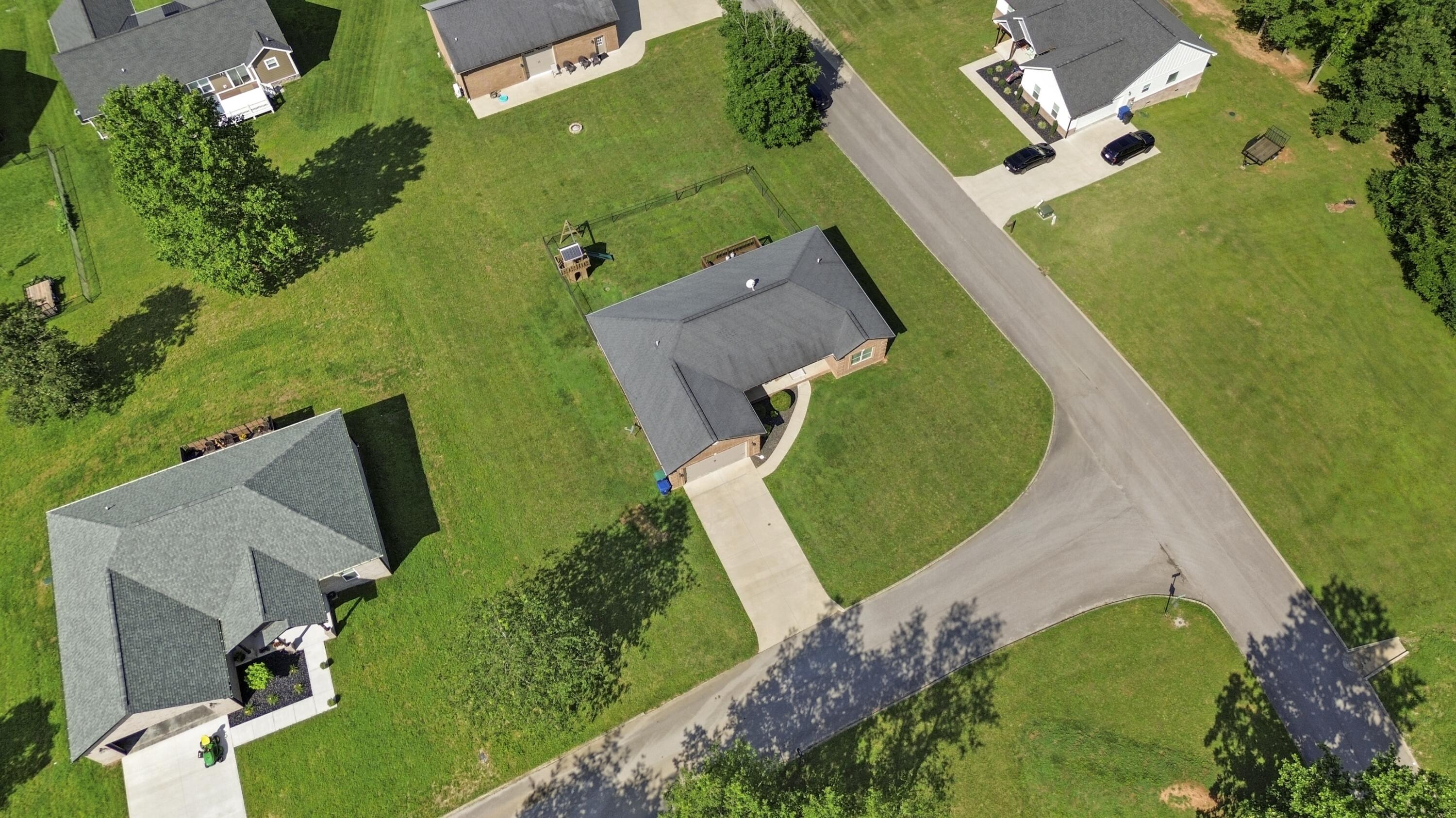 10 E Barrington Drive