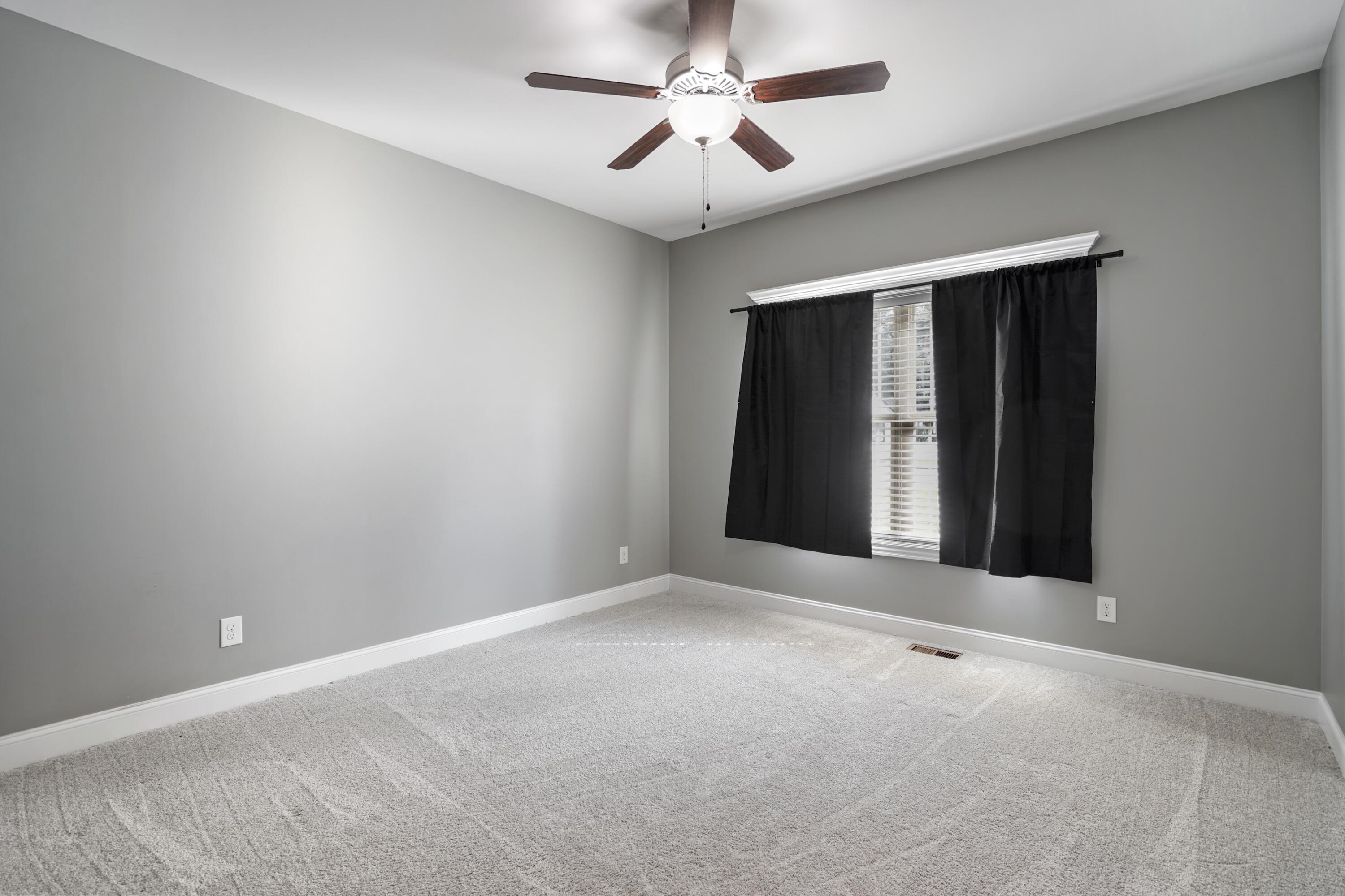 10 E Barrington Drive