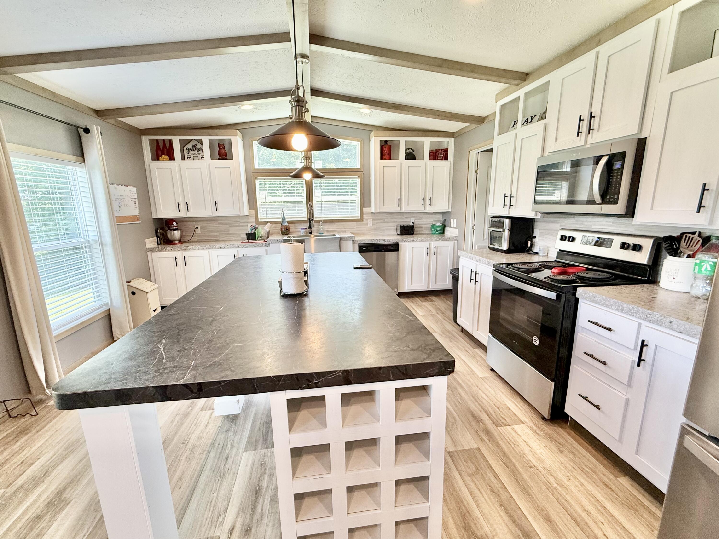 350 Rook Hollow Road