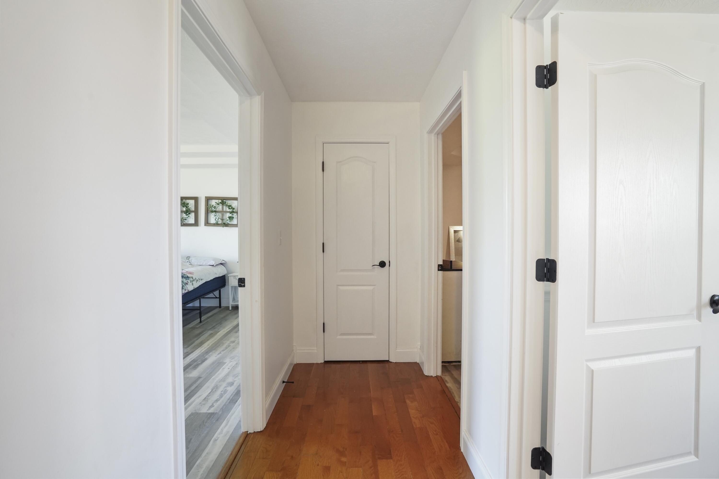 216 Surrey Way