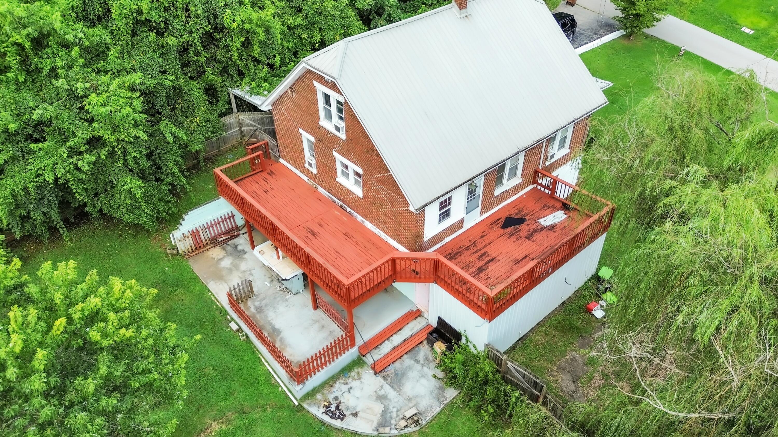 102 Harvey Avenue