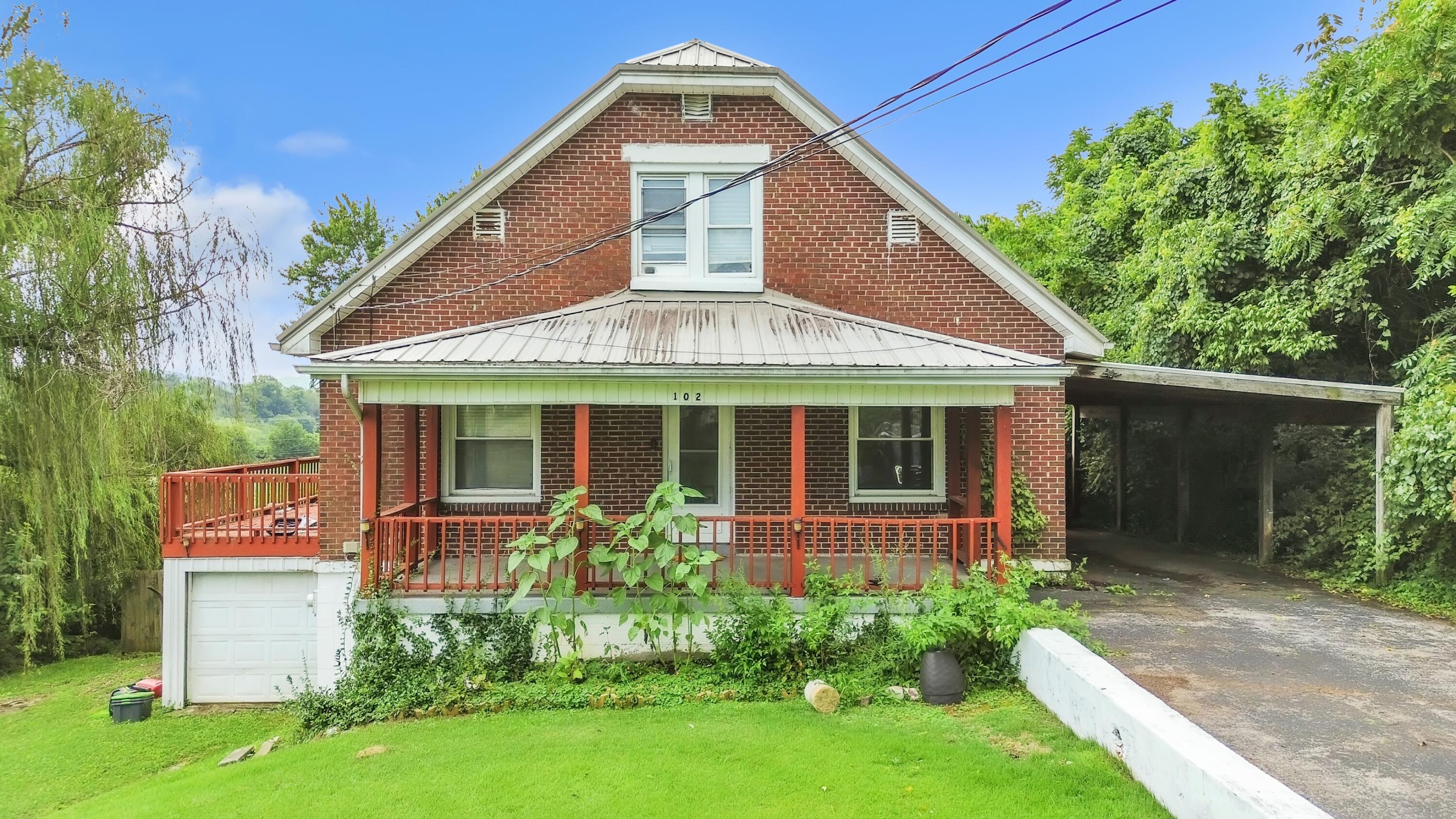 102 Harvey Avenue