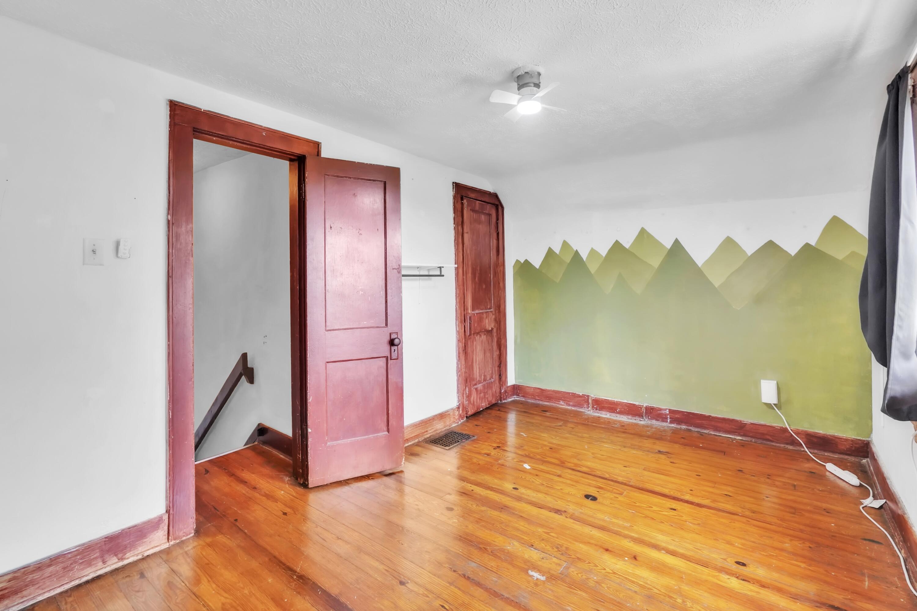 102 Harvey Avenue