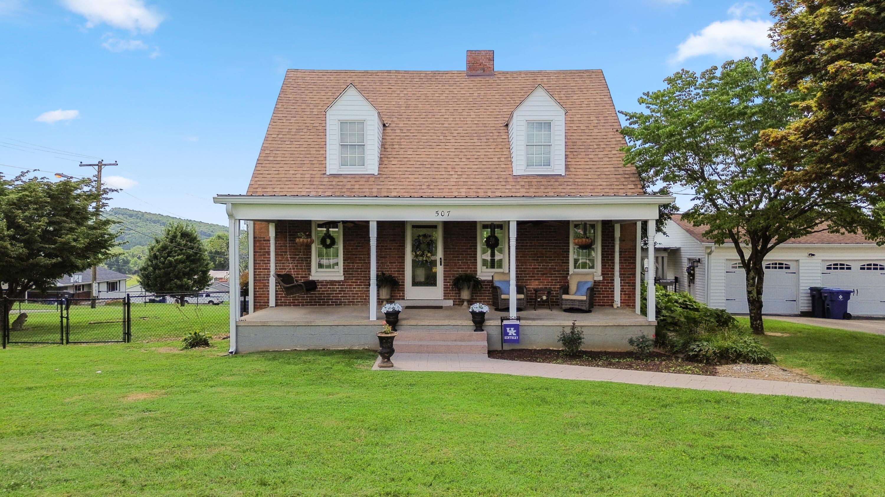 507 Newton Street