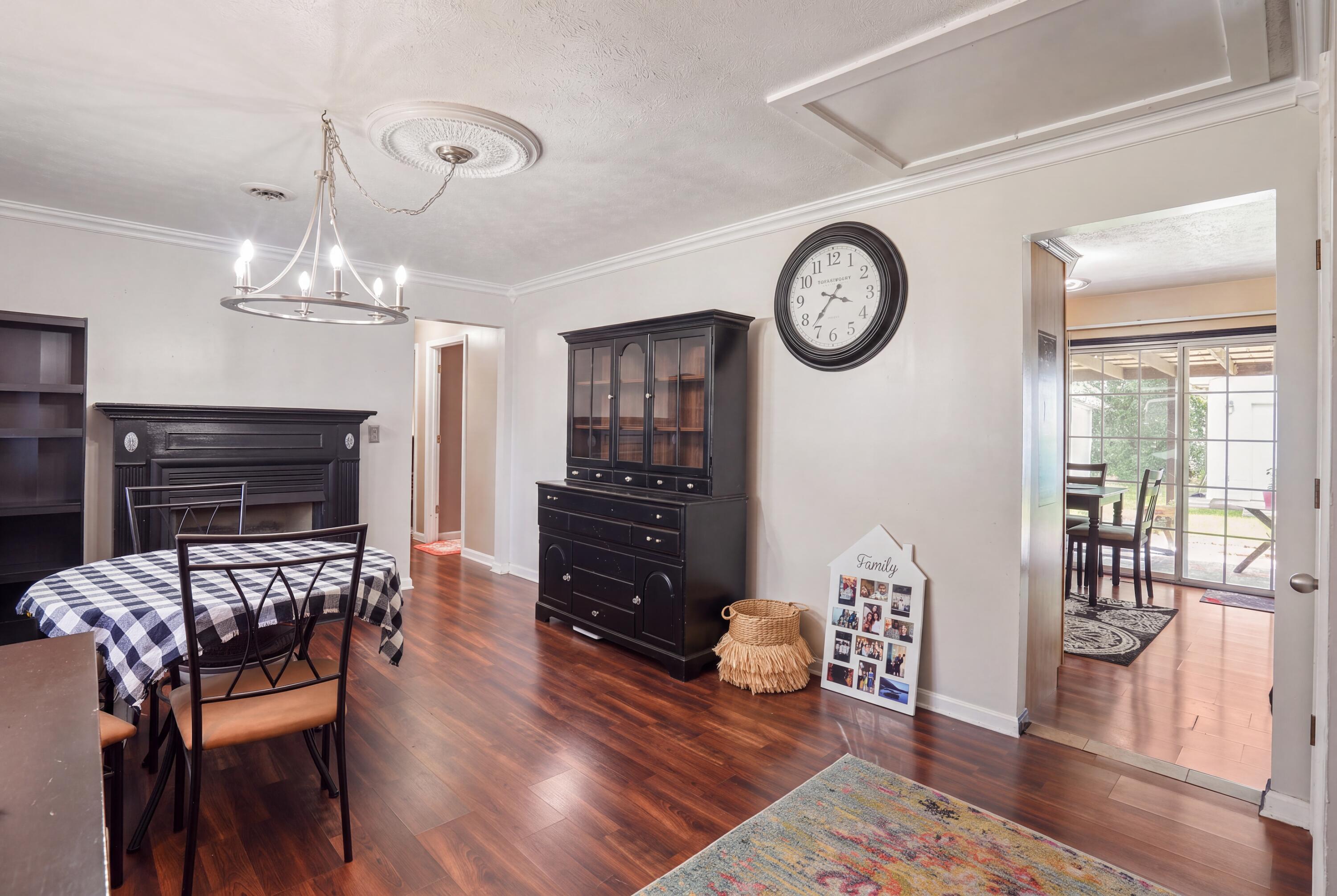 5006 Beechwood Drive