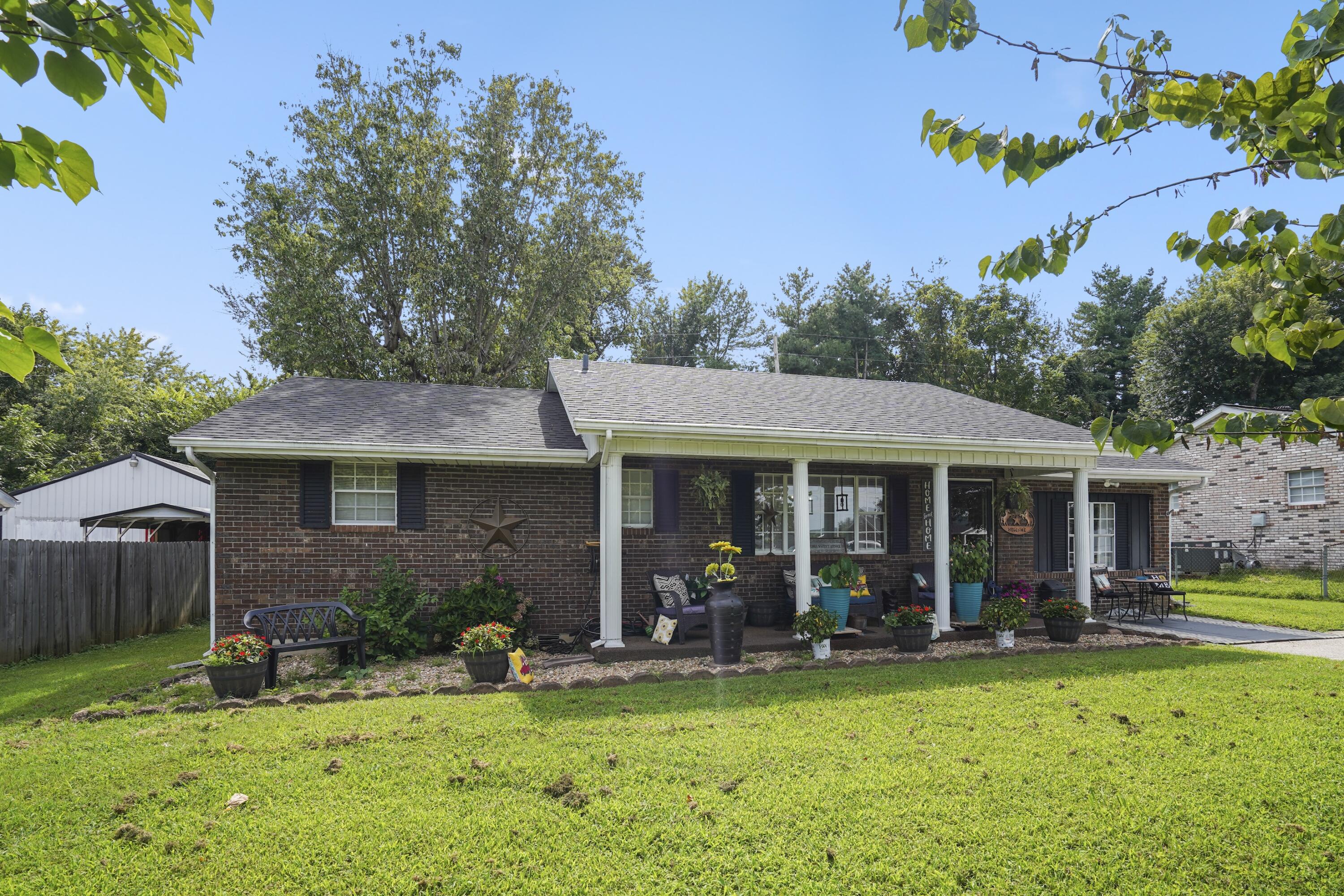 5006 Beechwood Drive