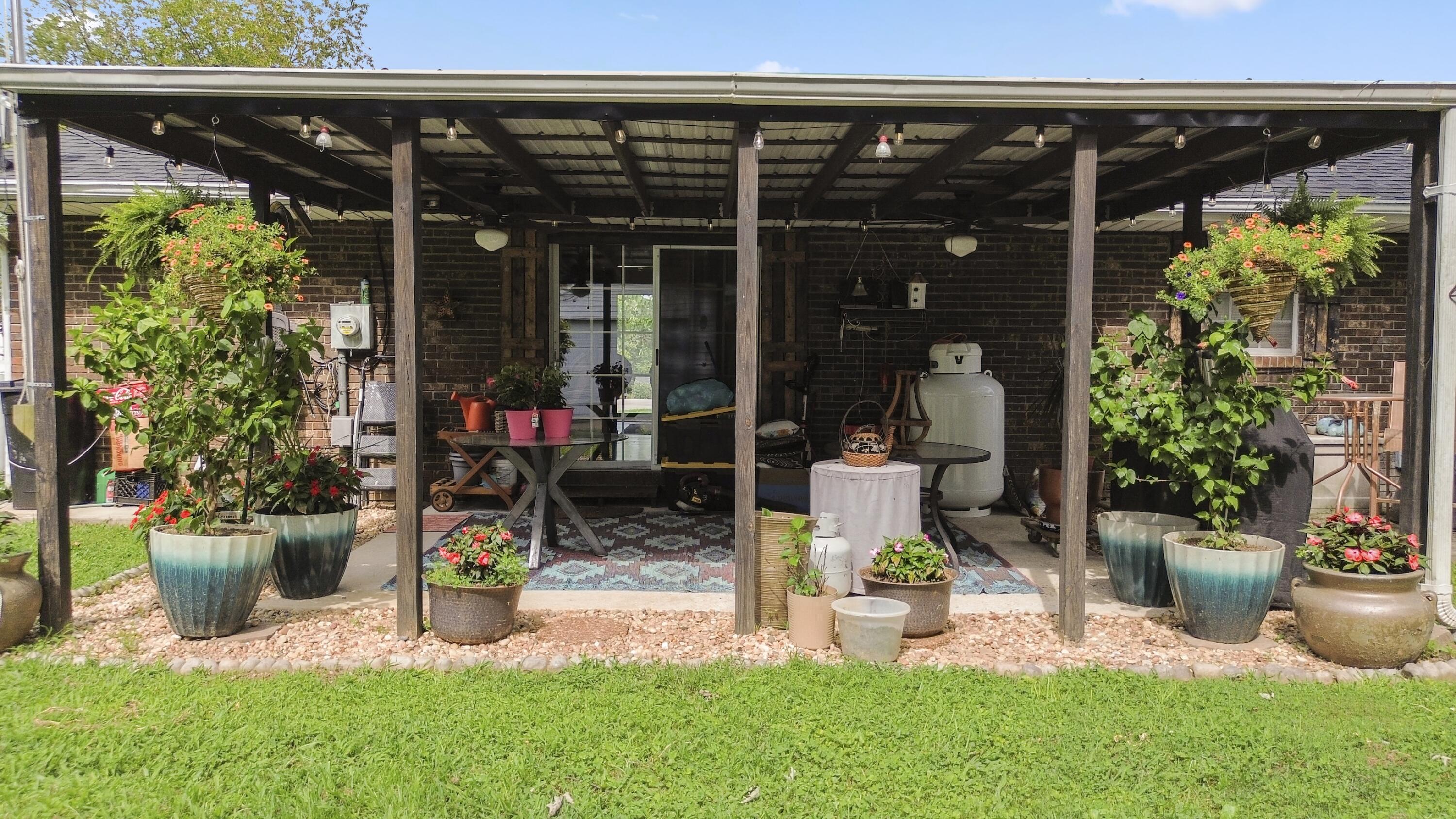5006 Beechwood Drive