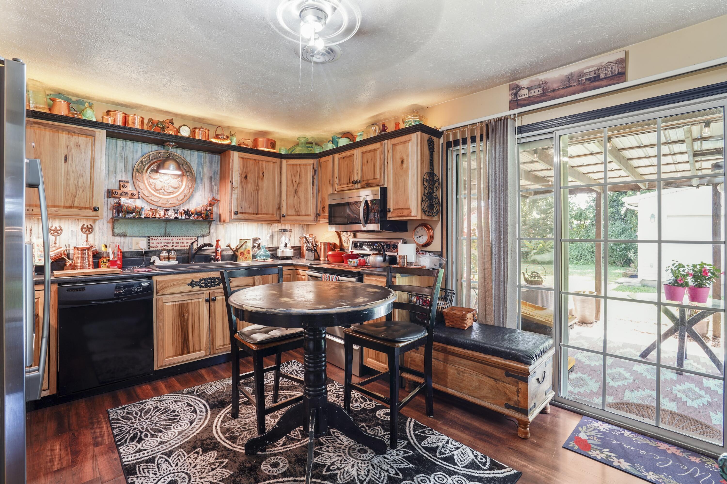 5006 Beechwood Drive