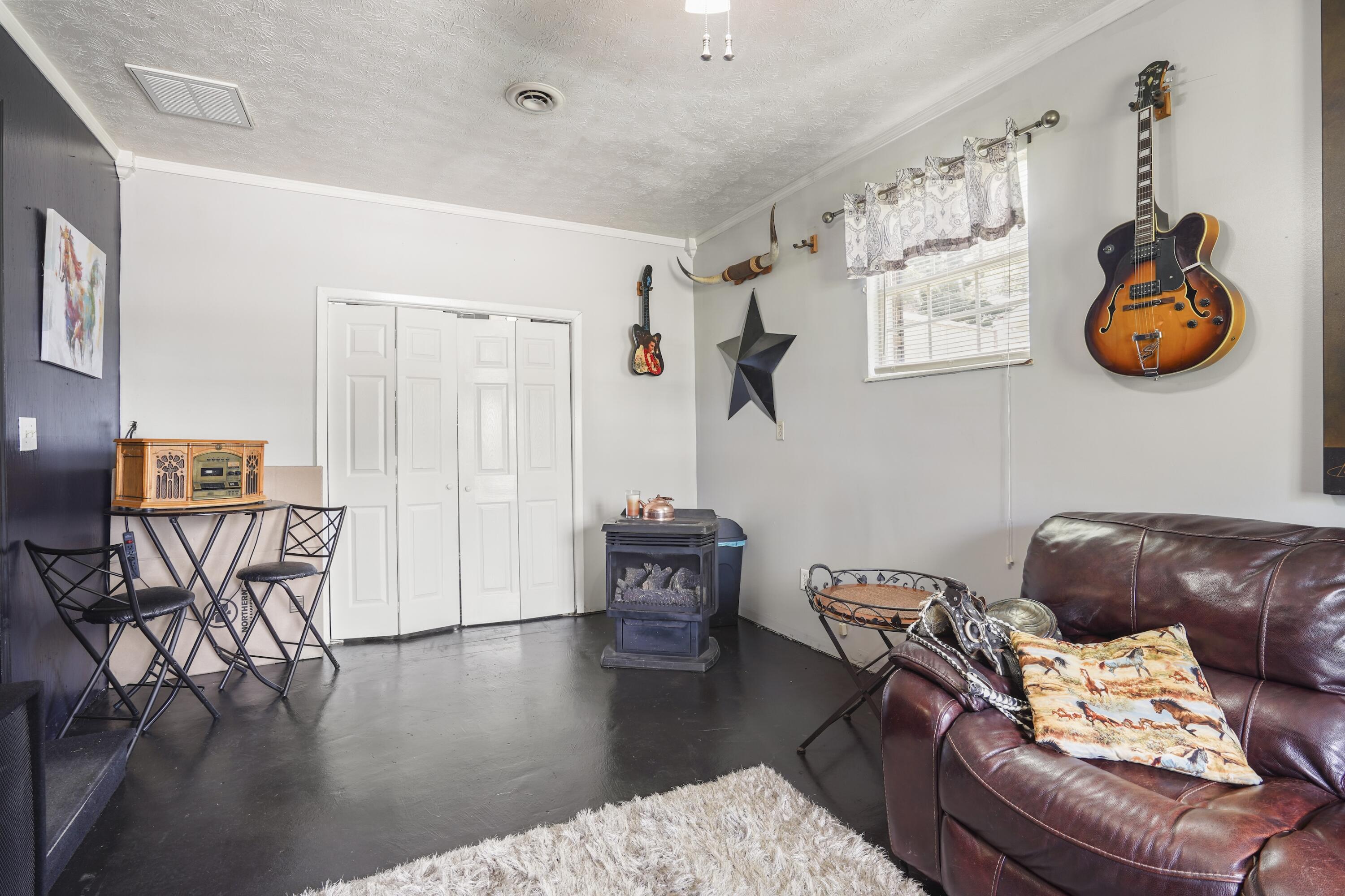 5006 Beechwood Drive