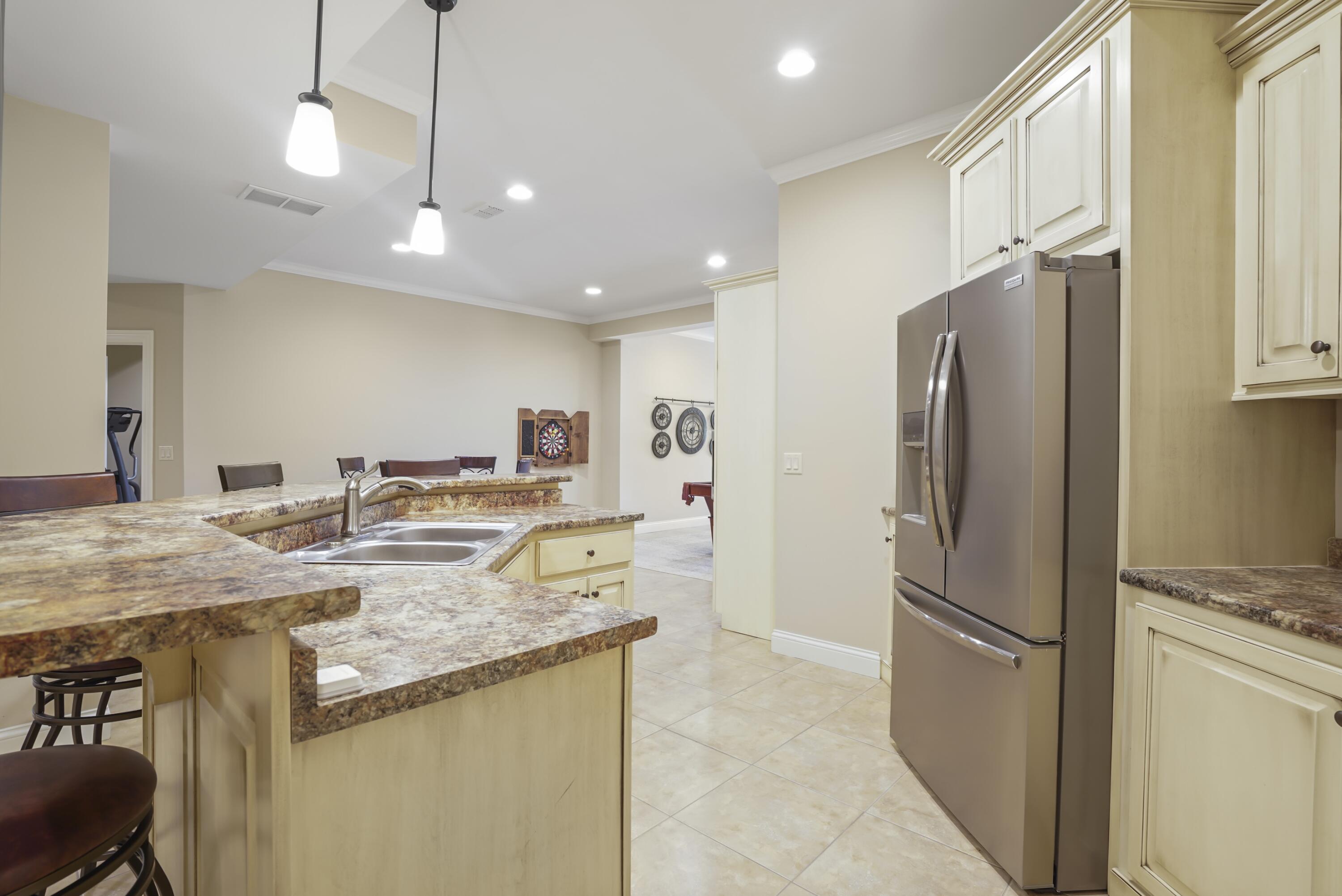 247 Taylor Circle