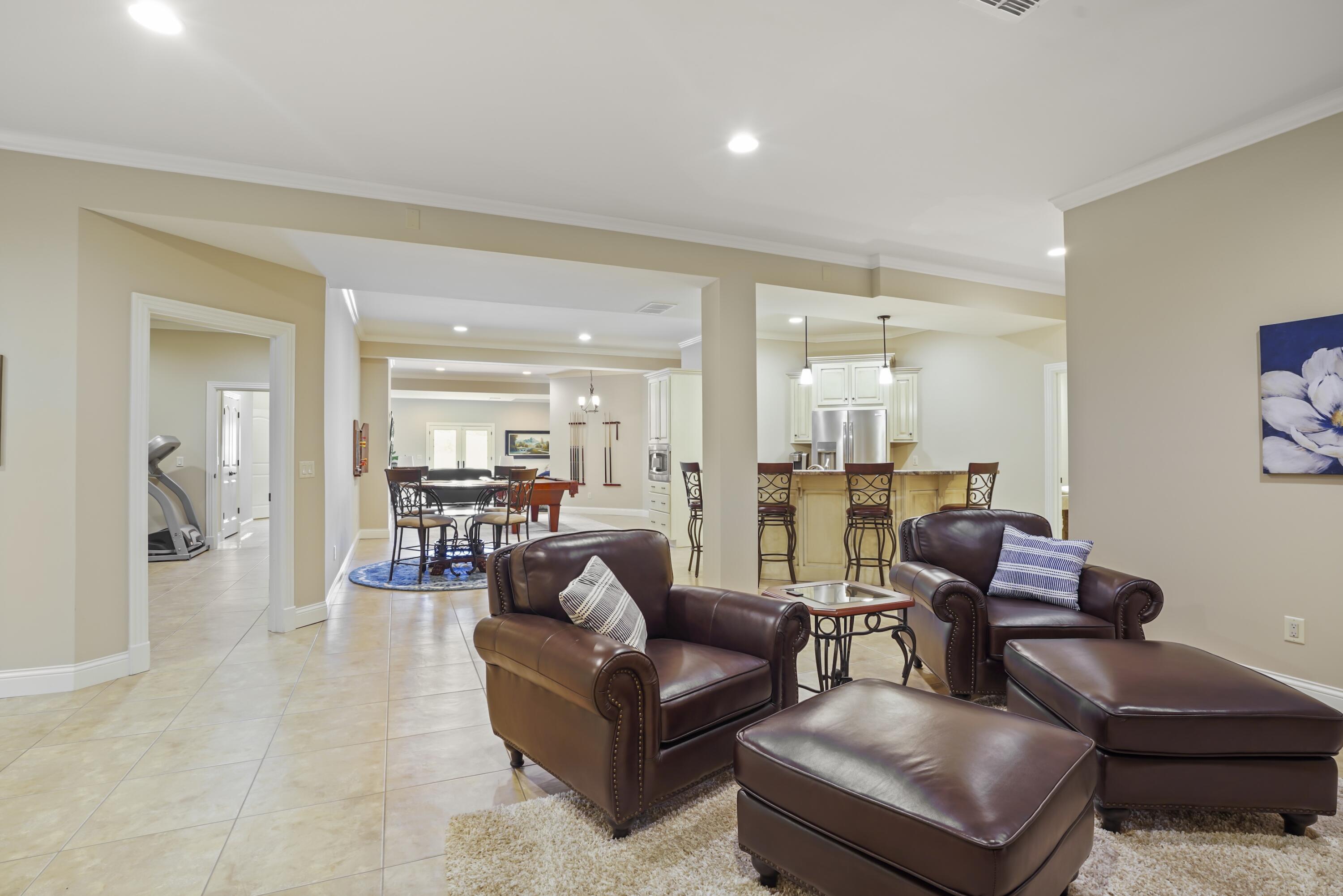 247 Taylor Circle