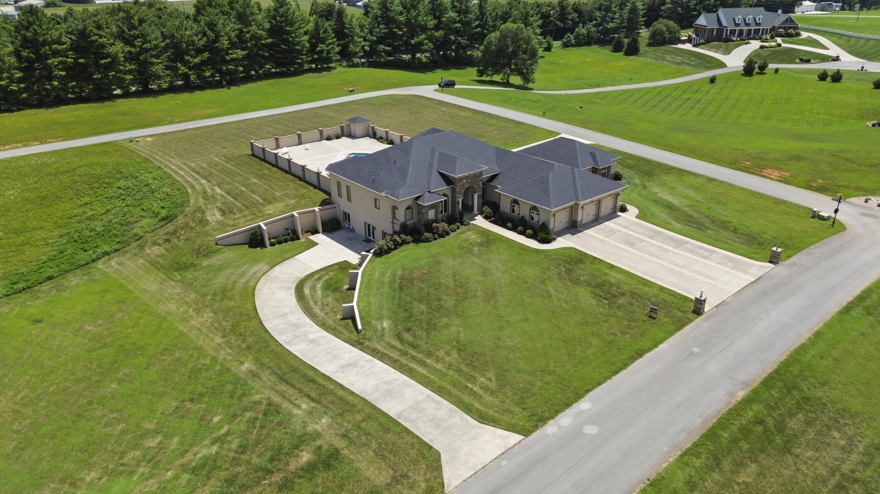 247 Taylor Circle