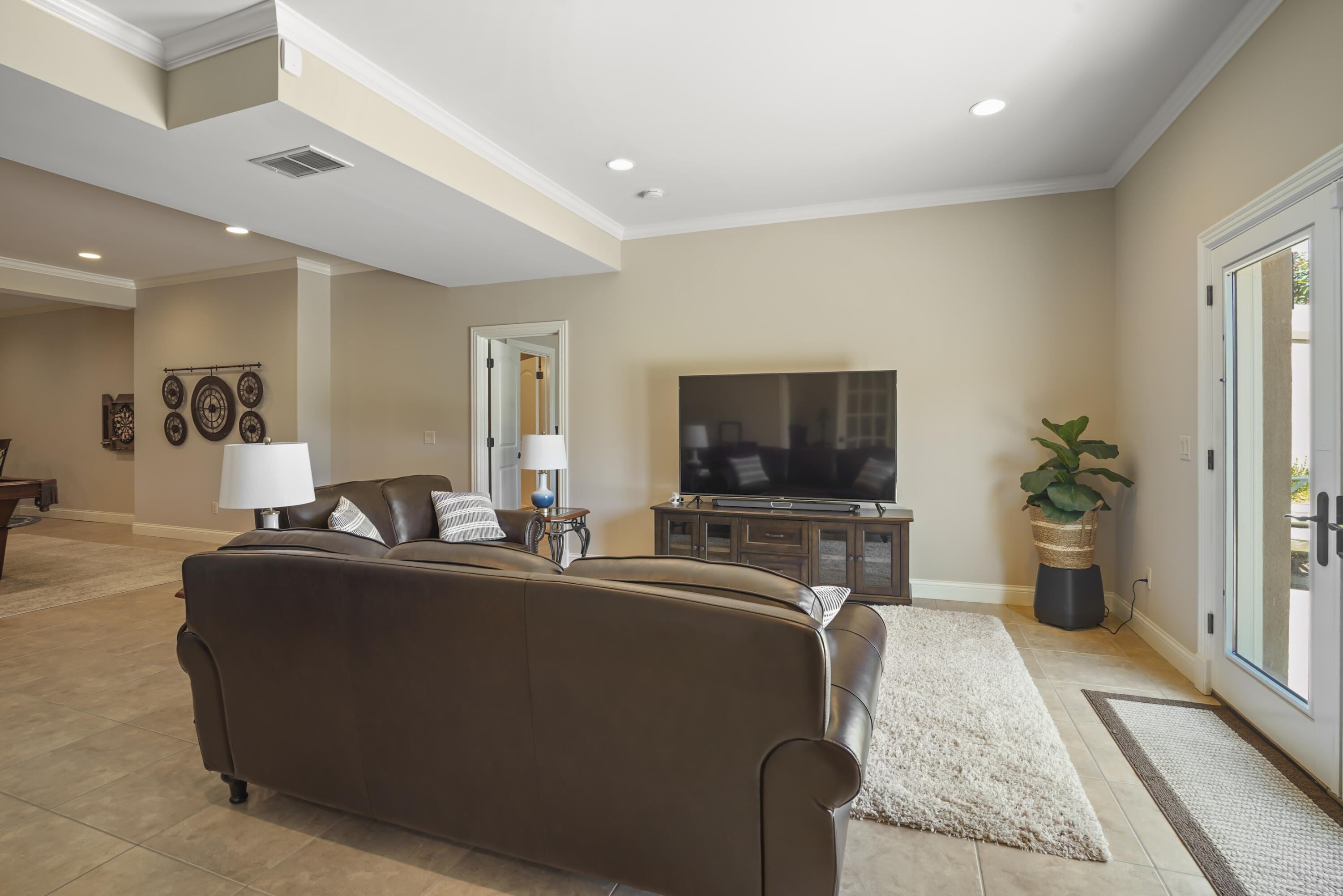 247 Taylor Circle