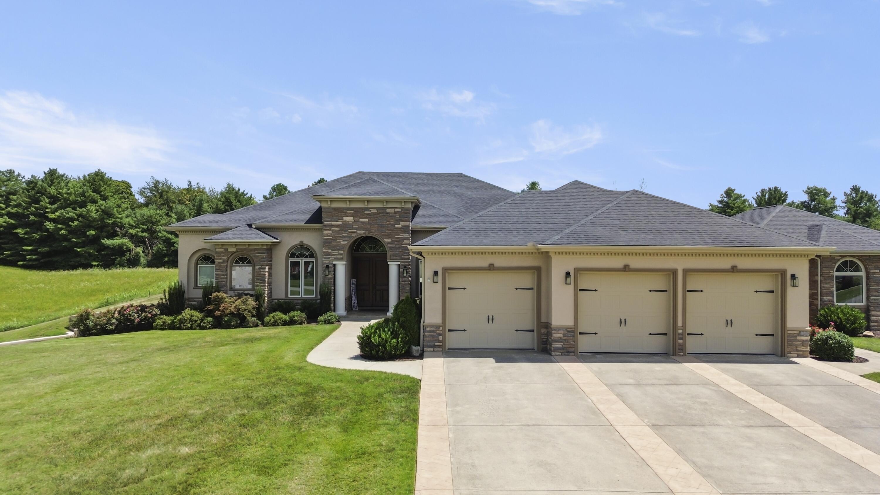 247 Taylor Circle