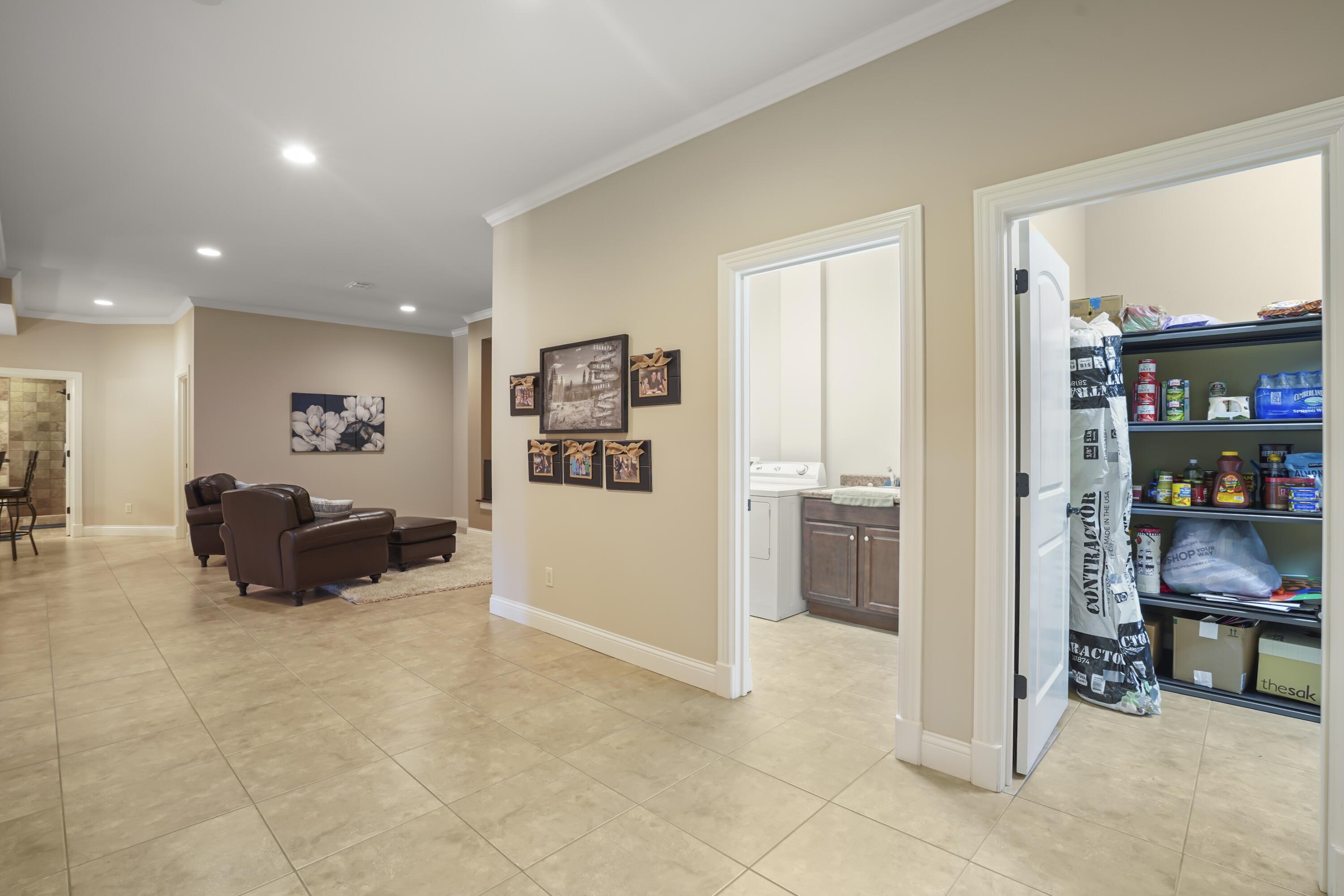 247 Taylor Circle