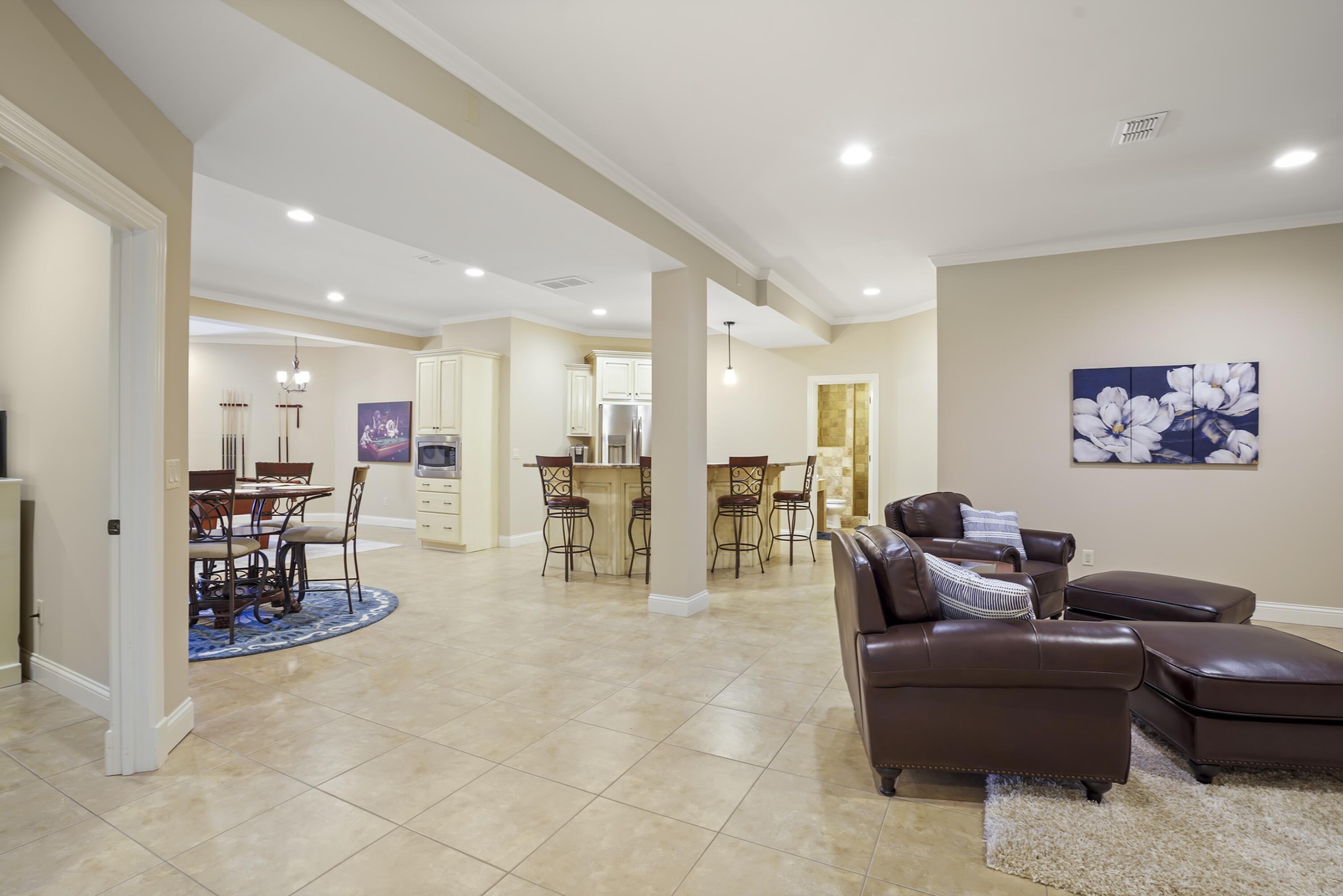 247 Taylor Circle