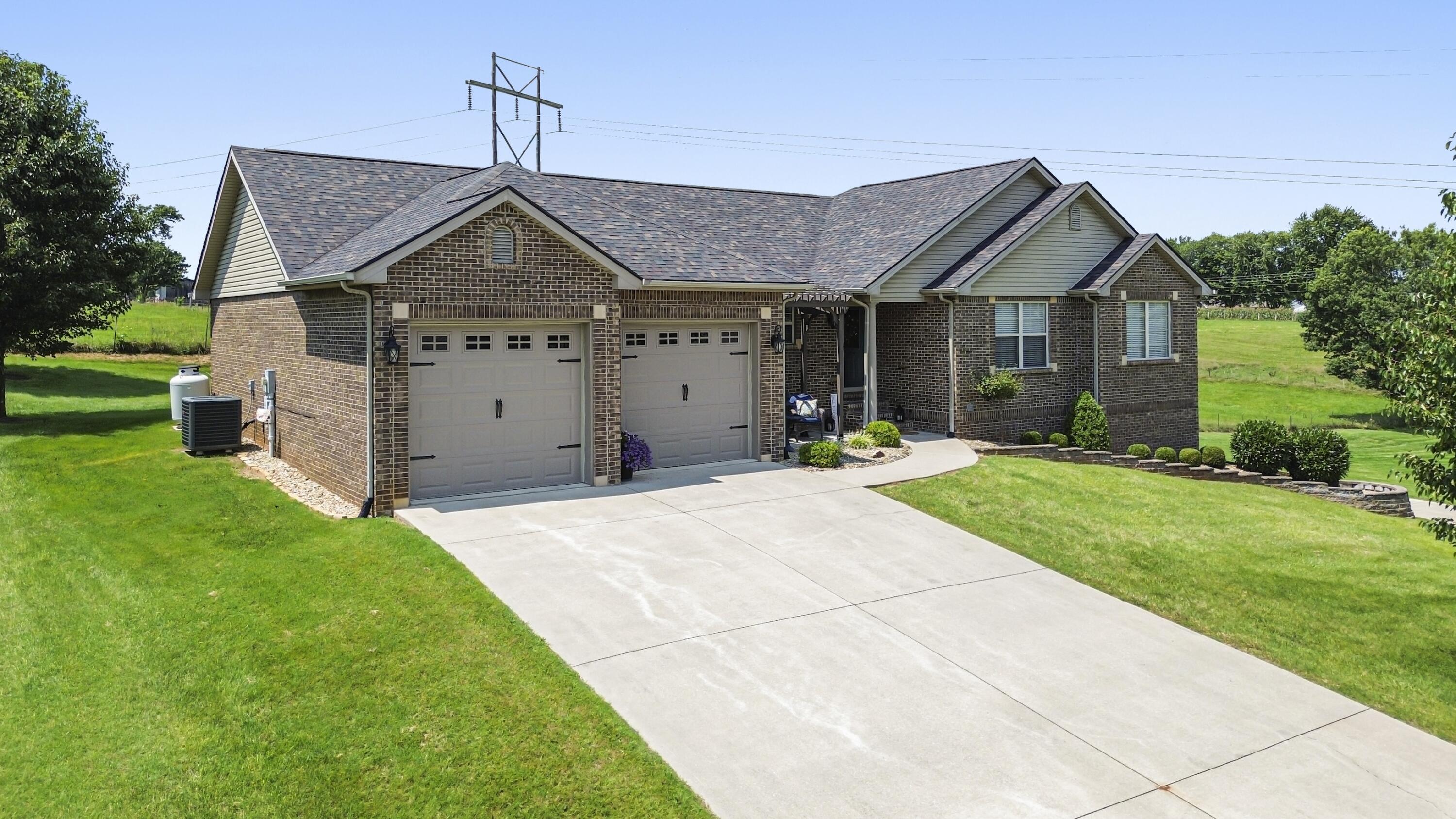 604 Whisper Woods Drive