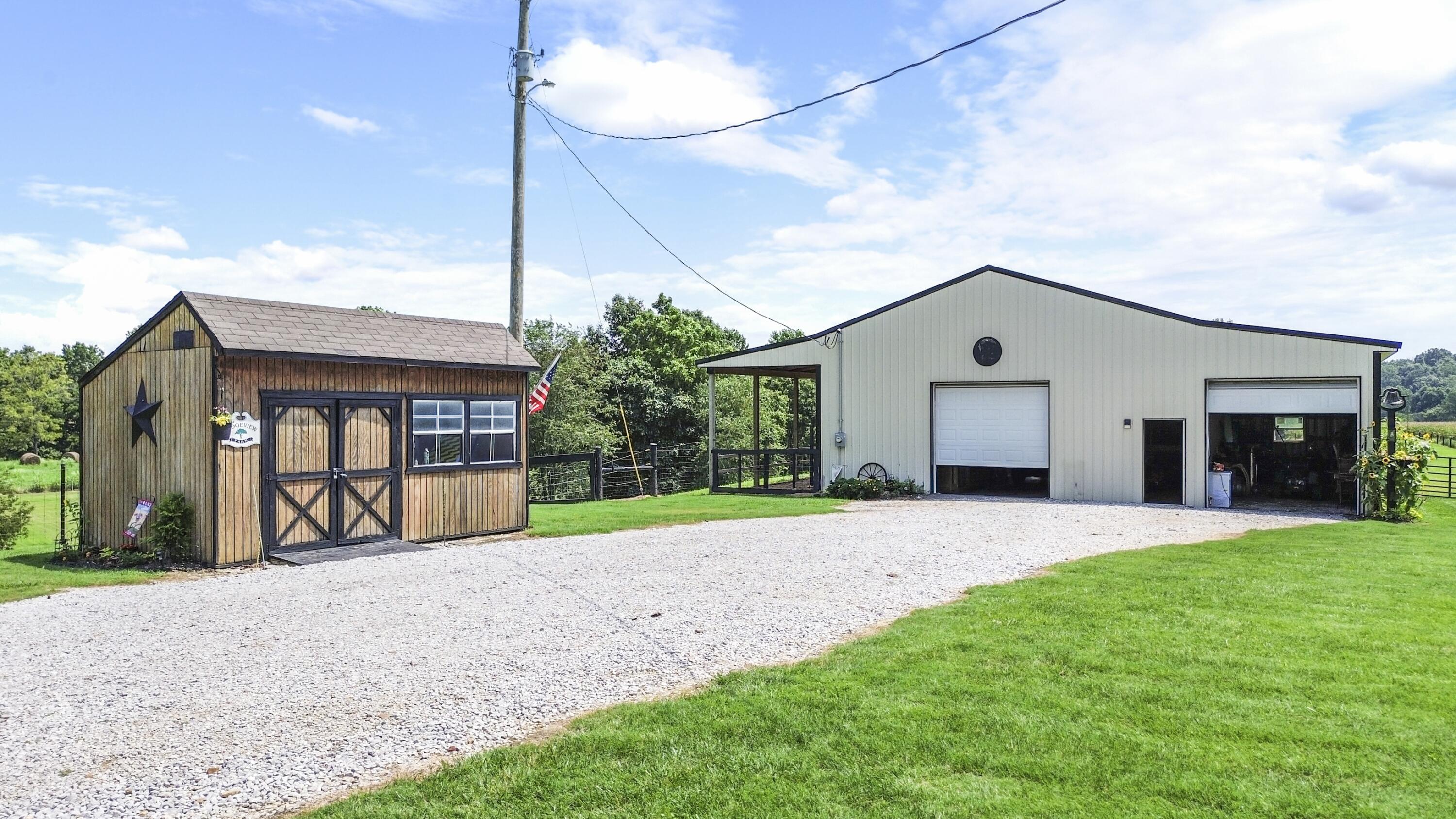3686 Hwy 837