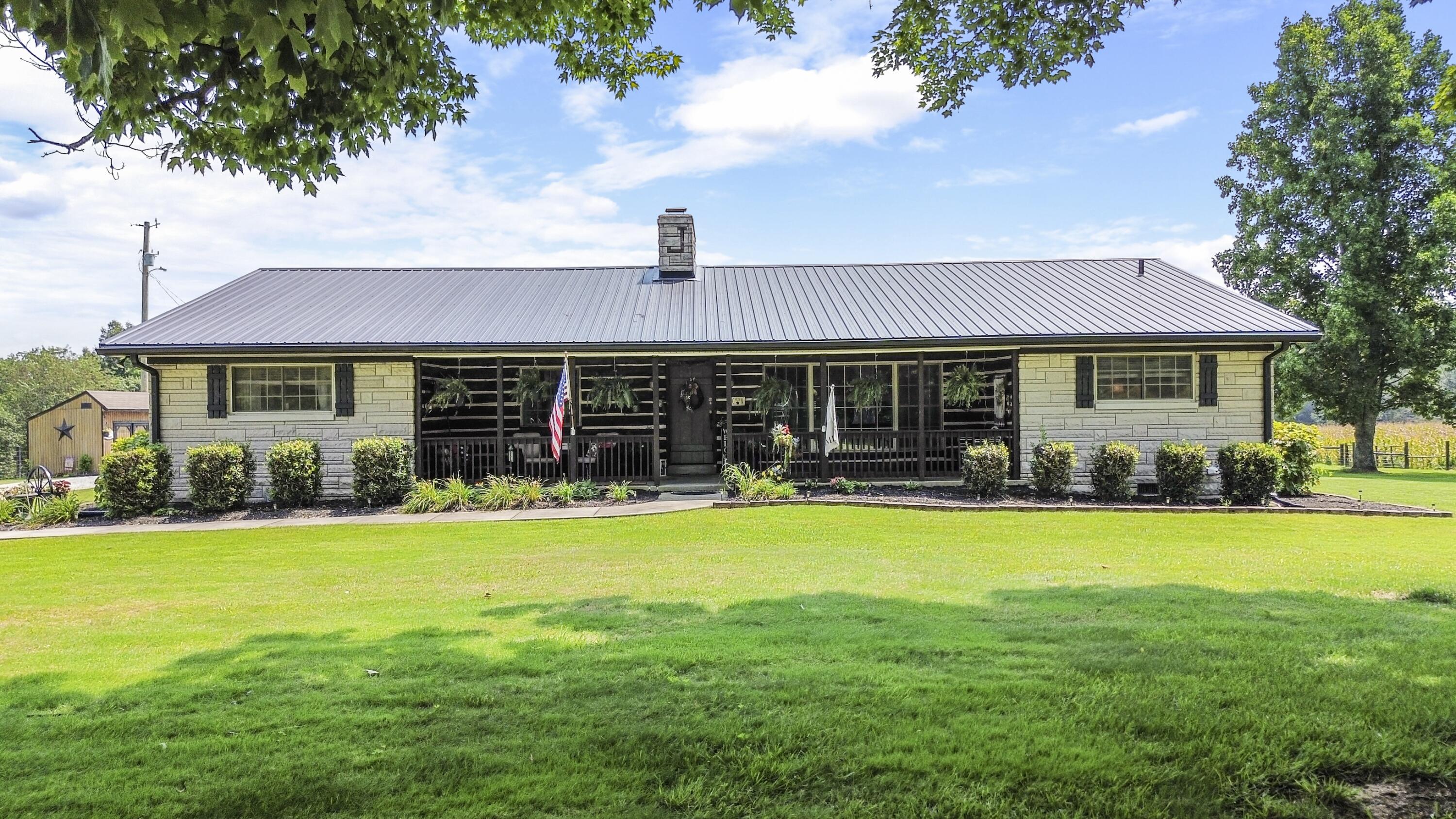 3686 Hwy 837