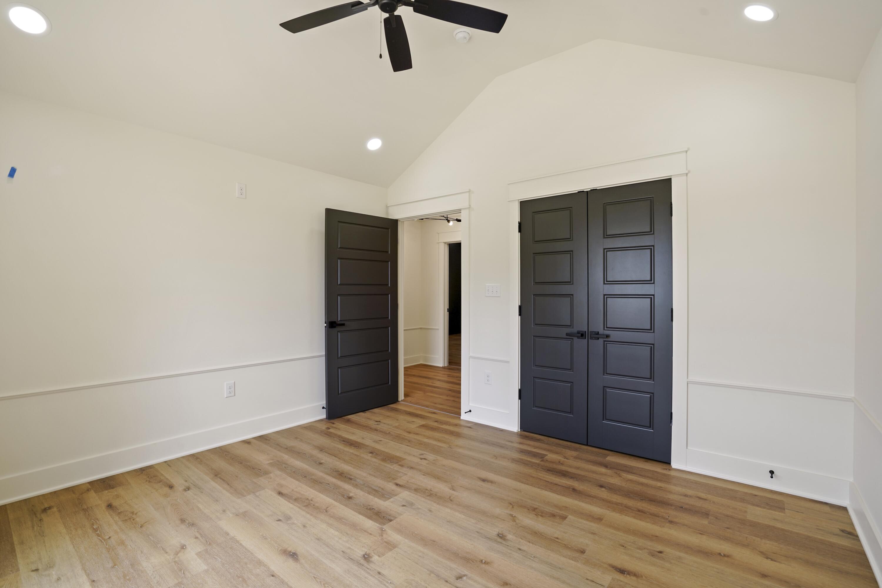24 Mercato Court