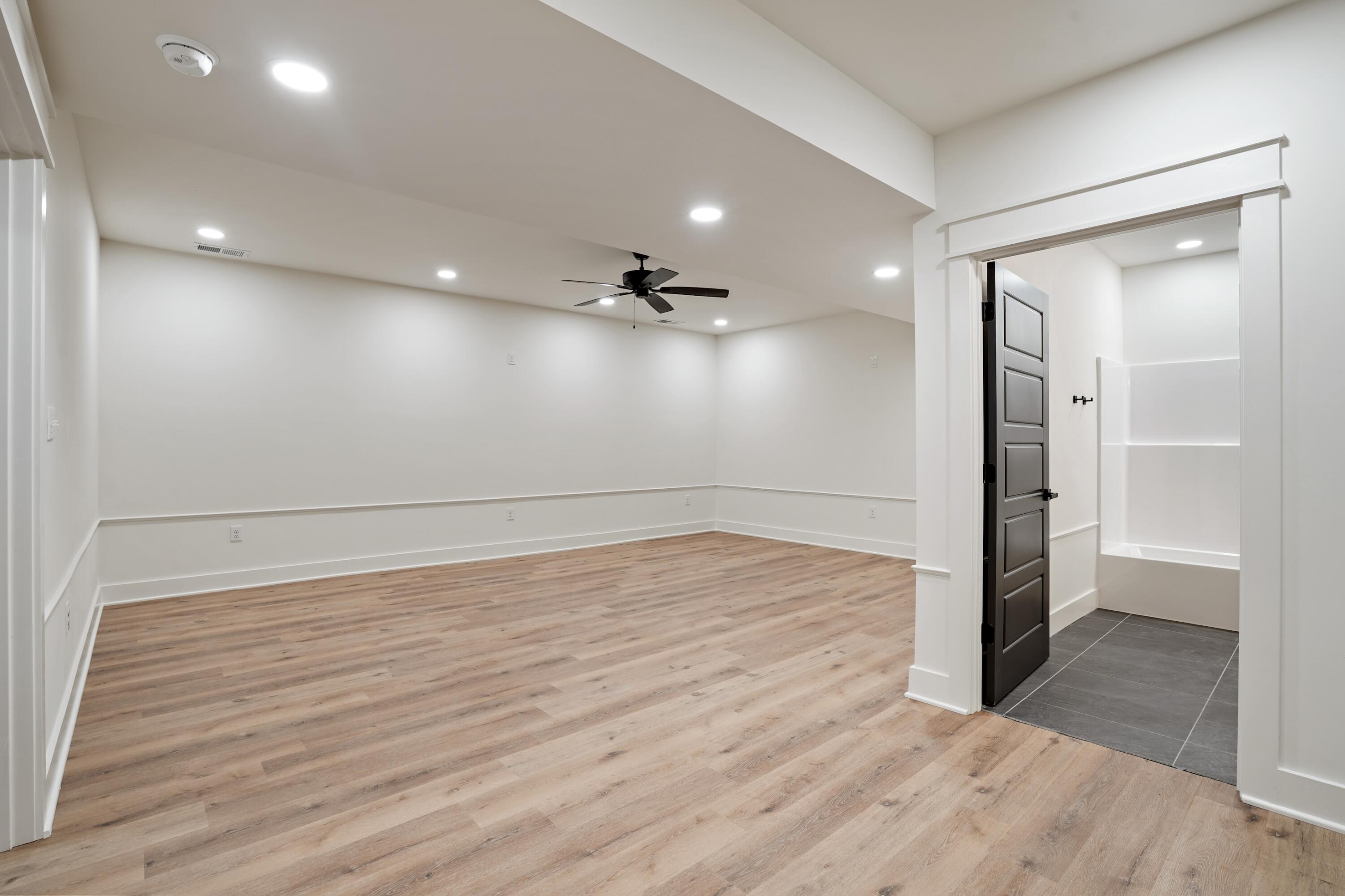24 Mercato Court