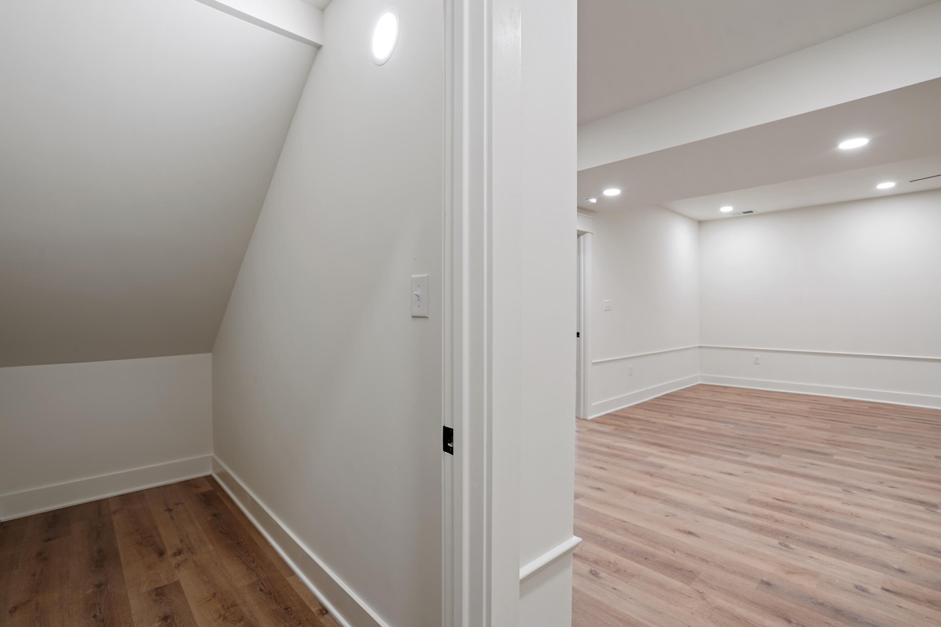 24 Mercato Court