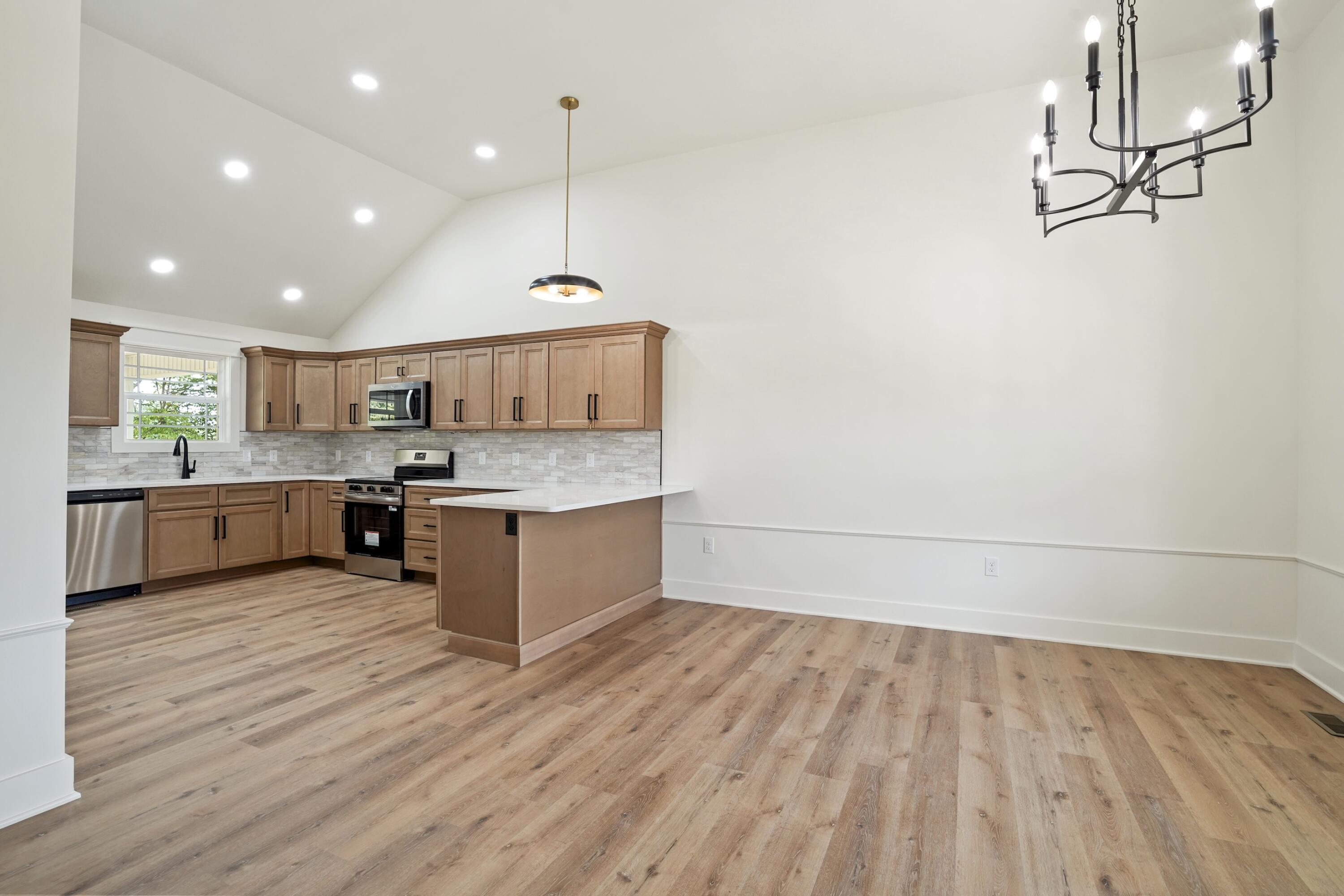 24 Mercato Court