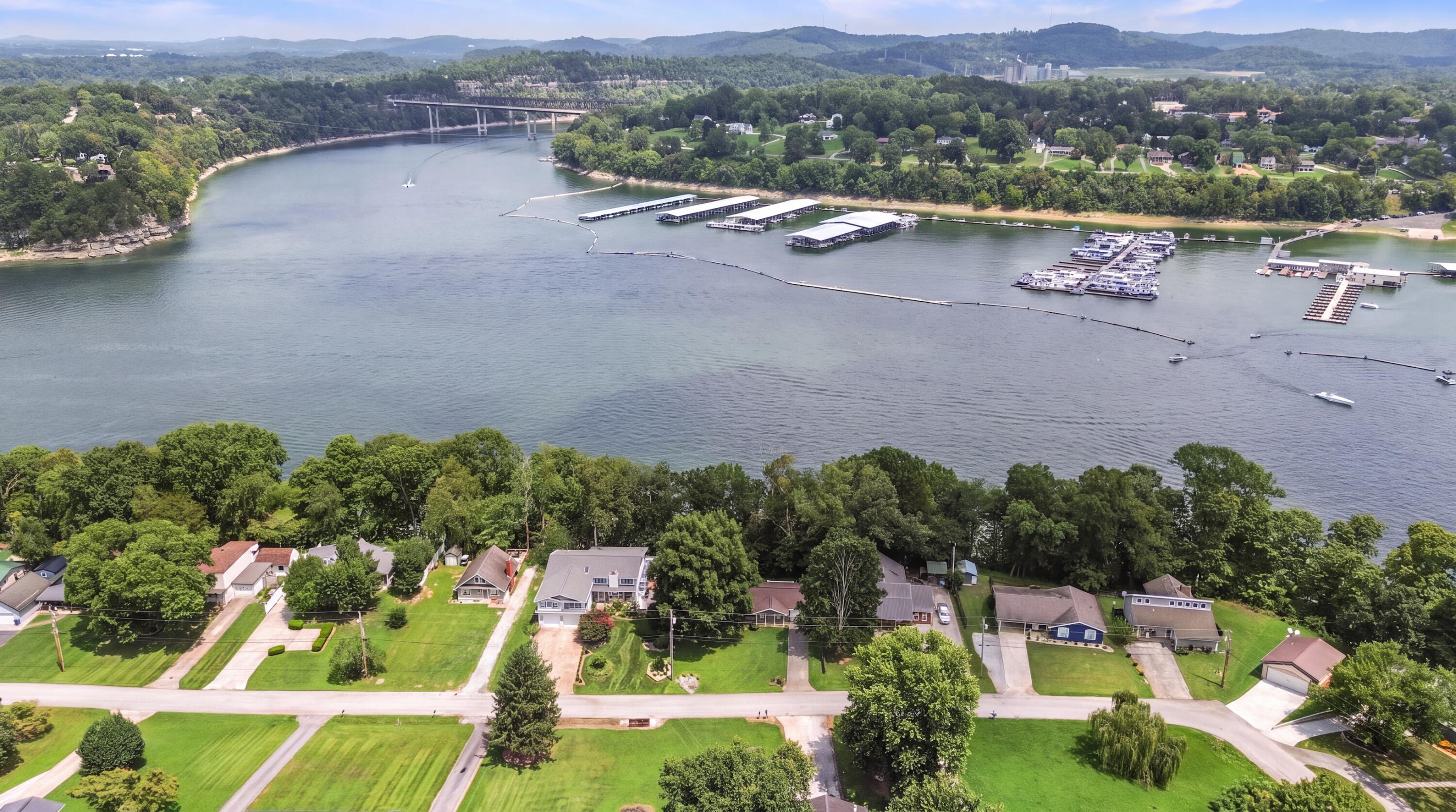 232 Twin Rivers Drive