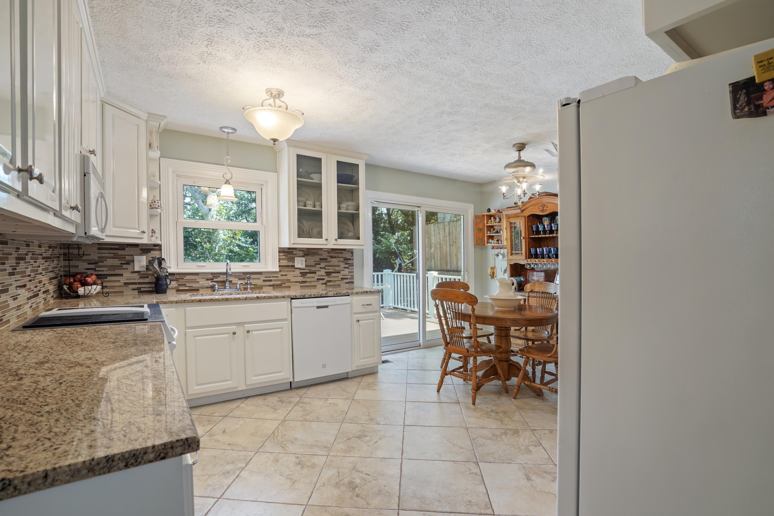 232 Twin Rivers Drive