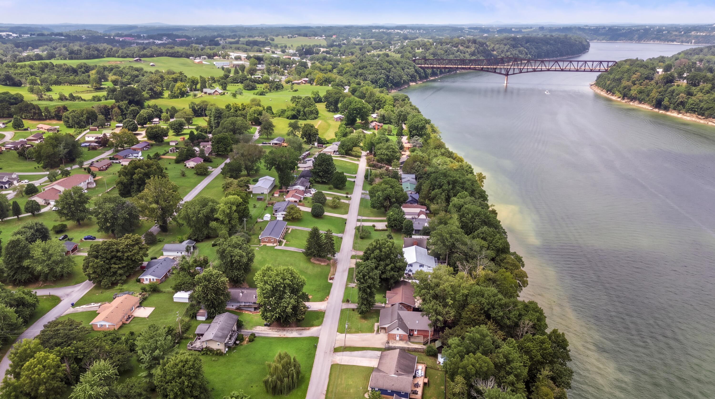 232 Twin Rivers Drive