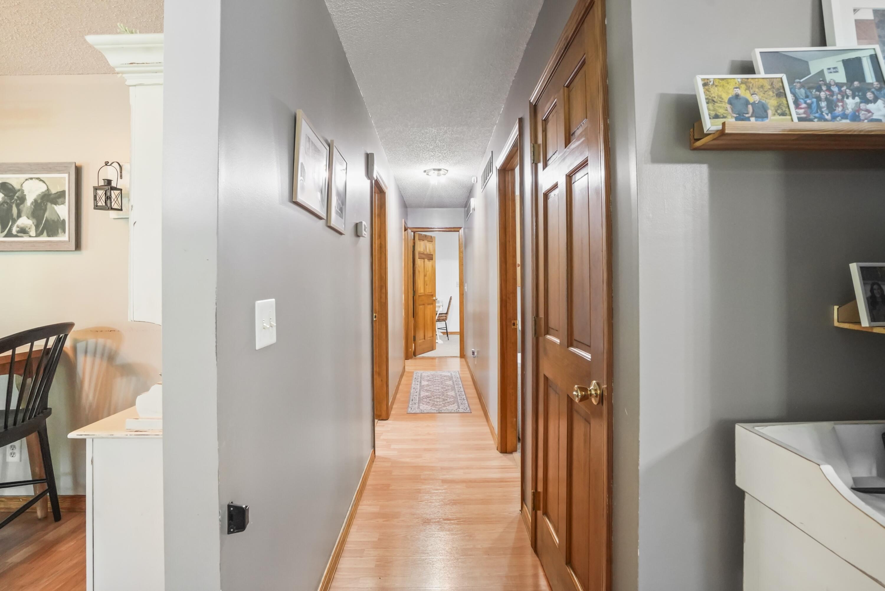 1100 N Highway 1651