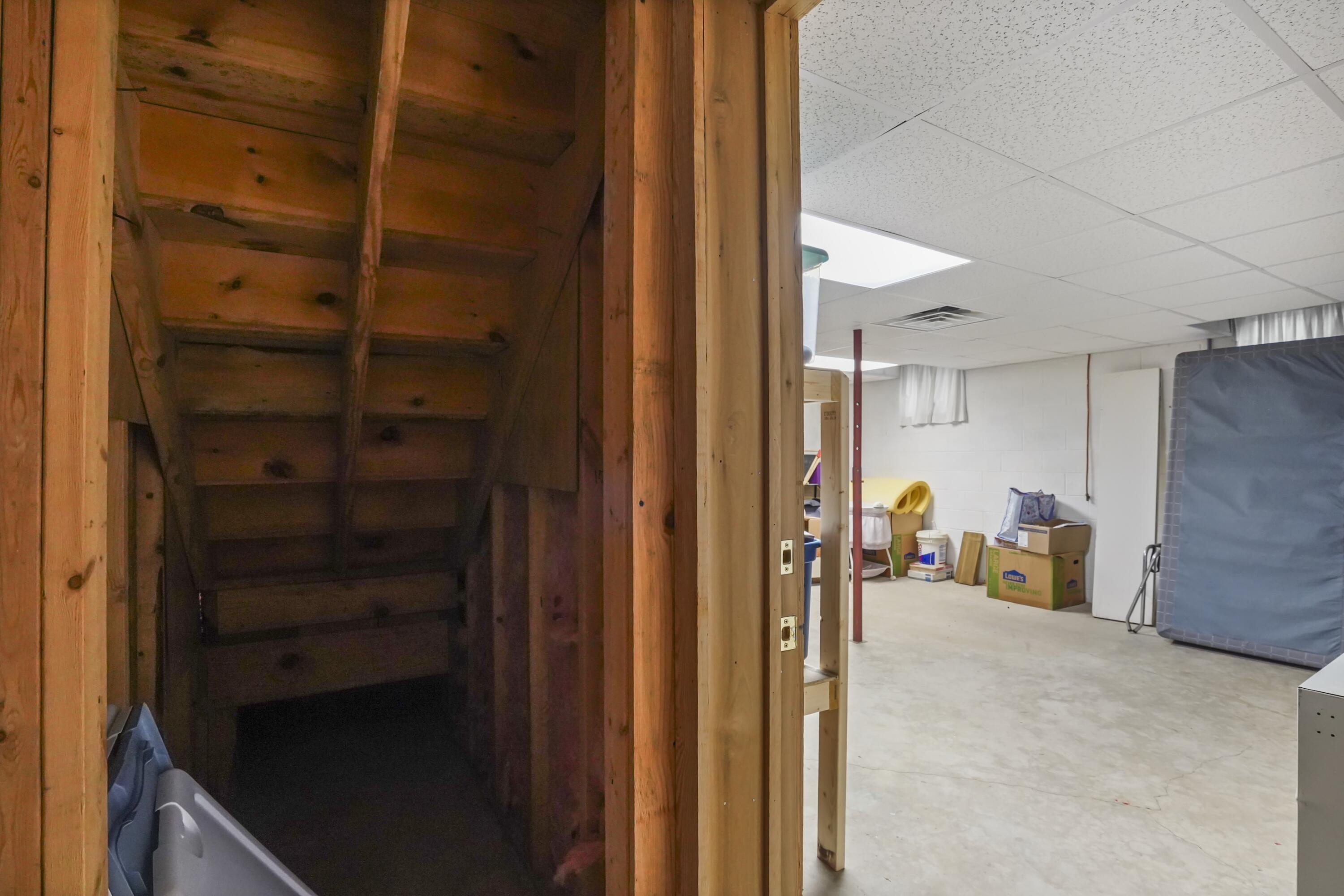 1100 N Highway 1651