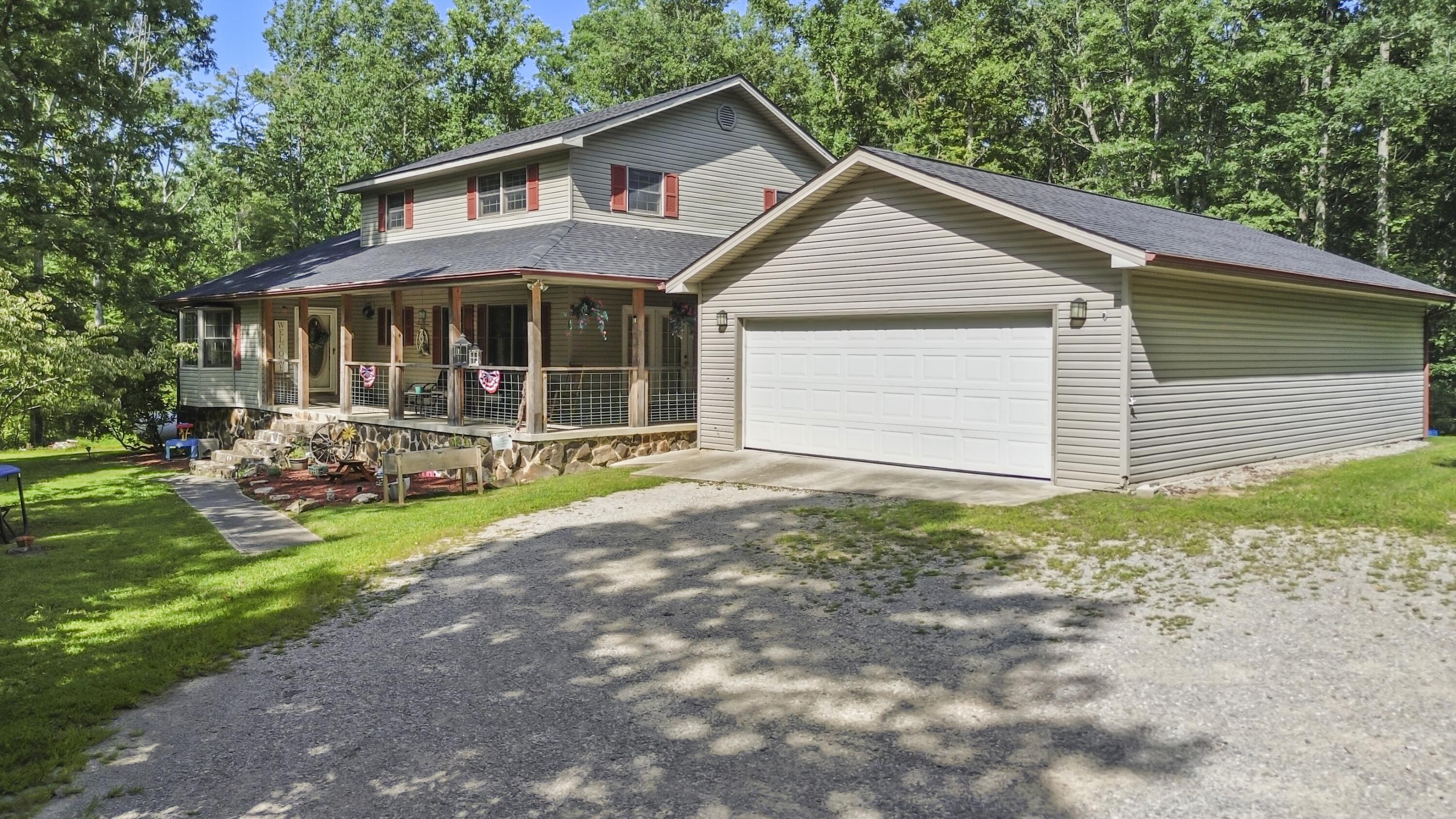 1100 N Highway 1651