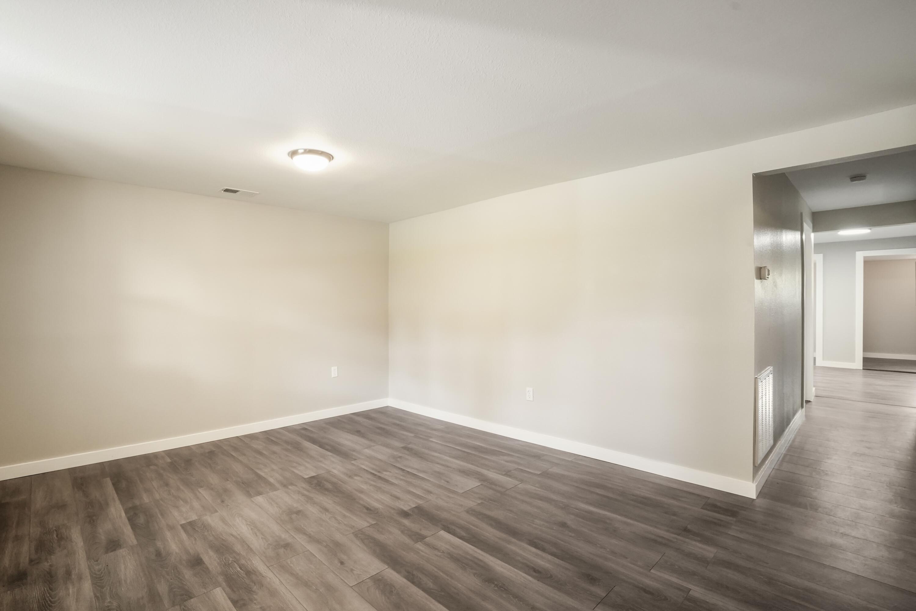 691 Strunk Highway