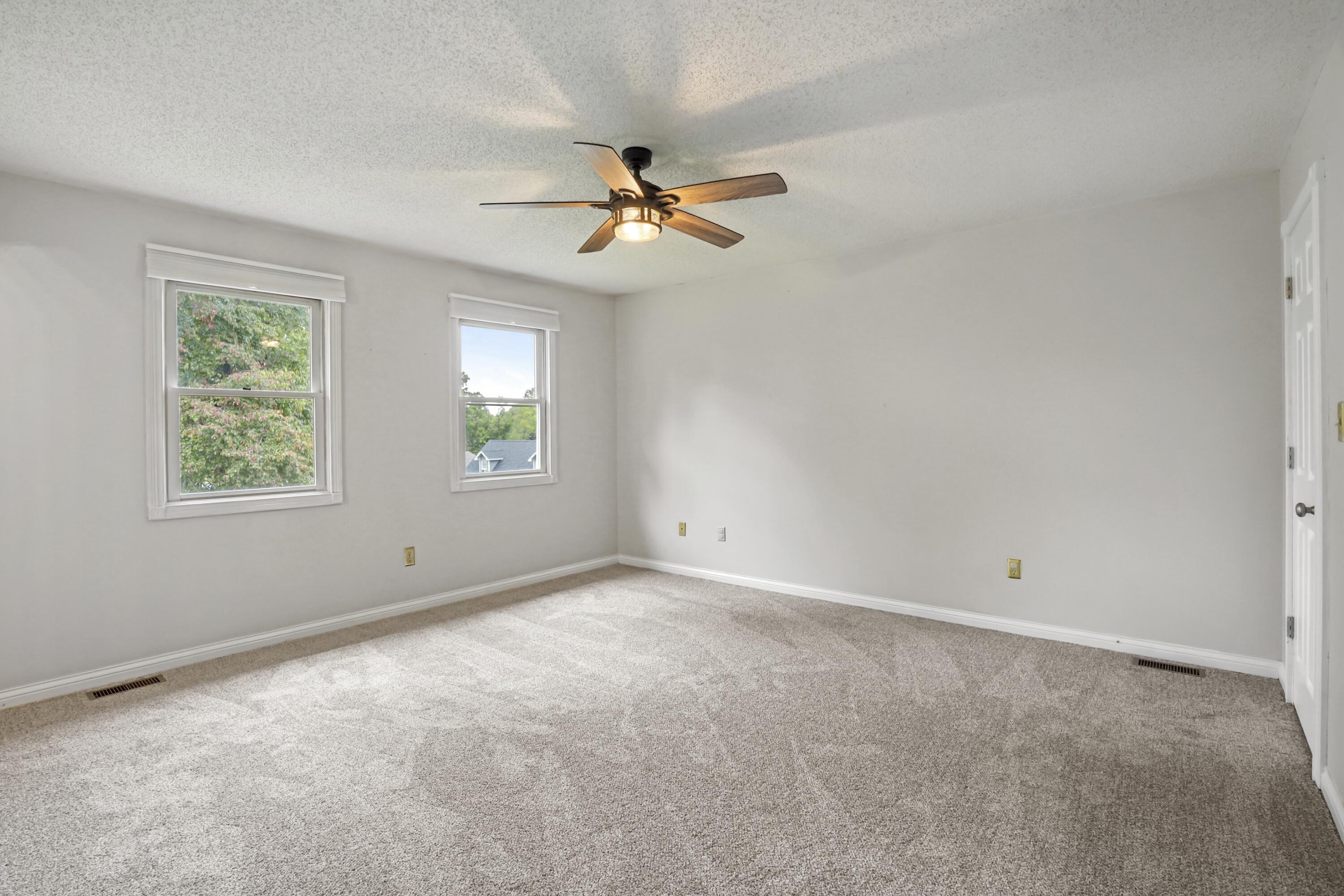 612 Woodview Drive