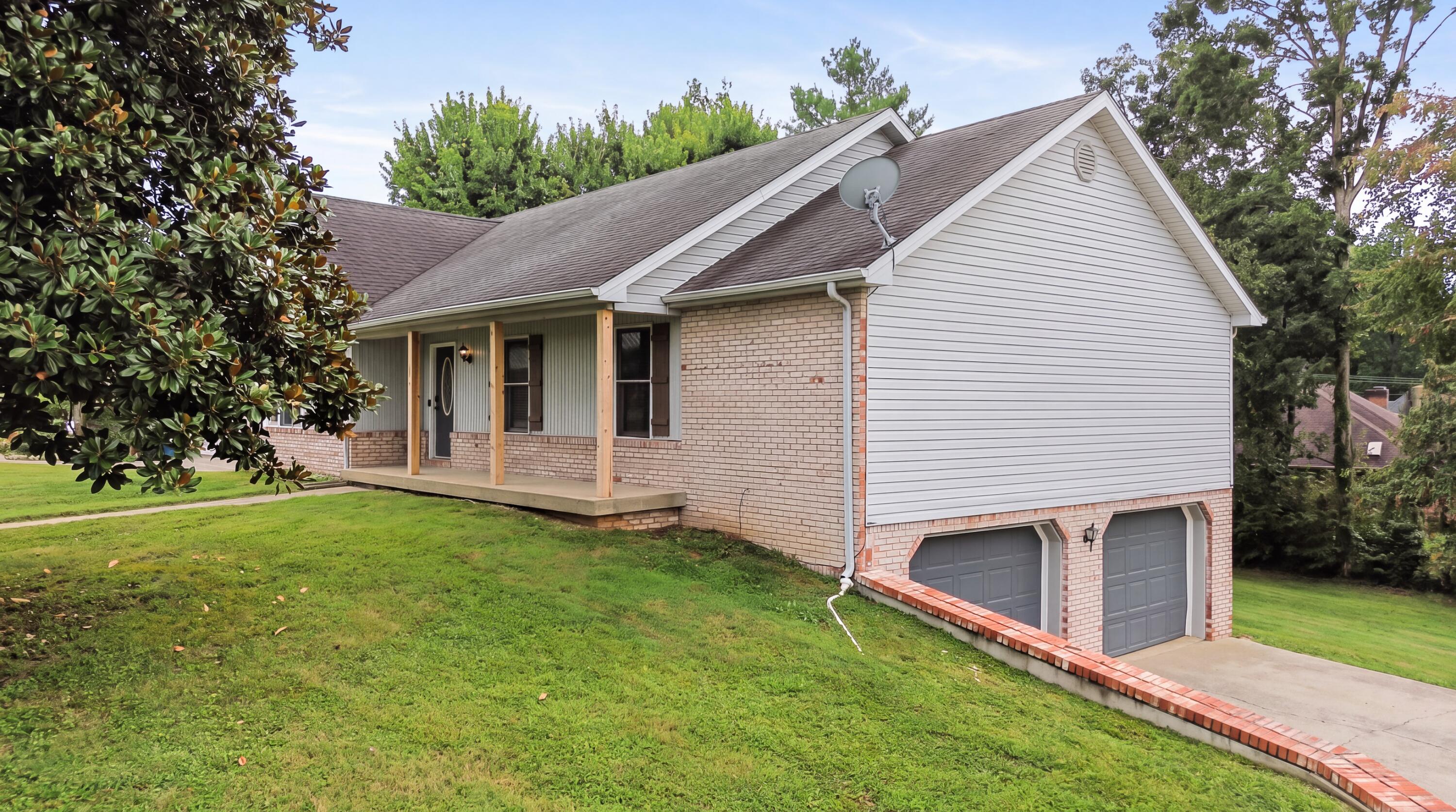 612 Woodview Drive